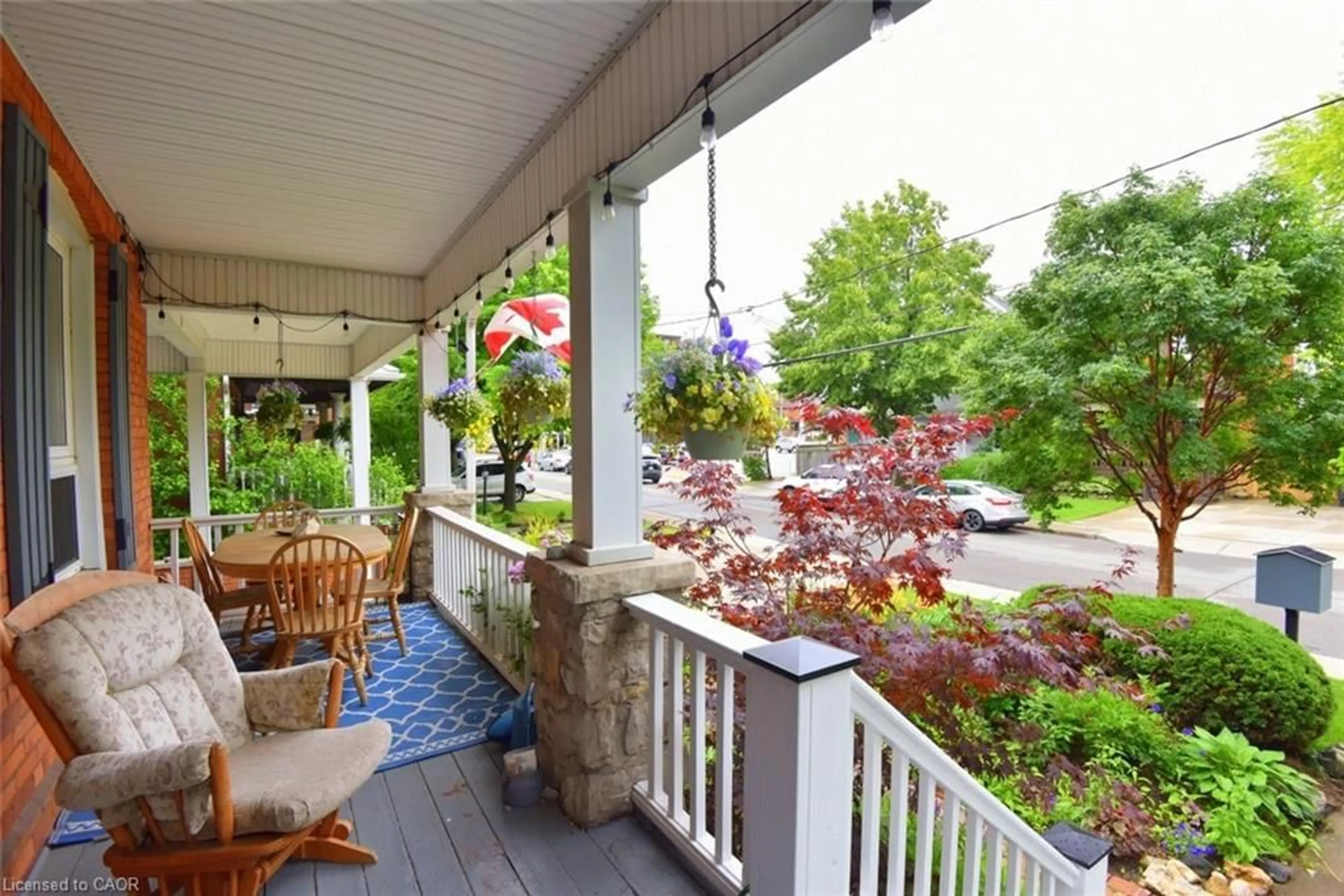 Patio, street for 135 Alpine Ave, Hamilton Ontario L9A 1A7