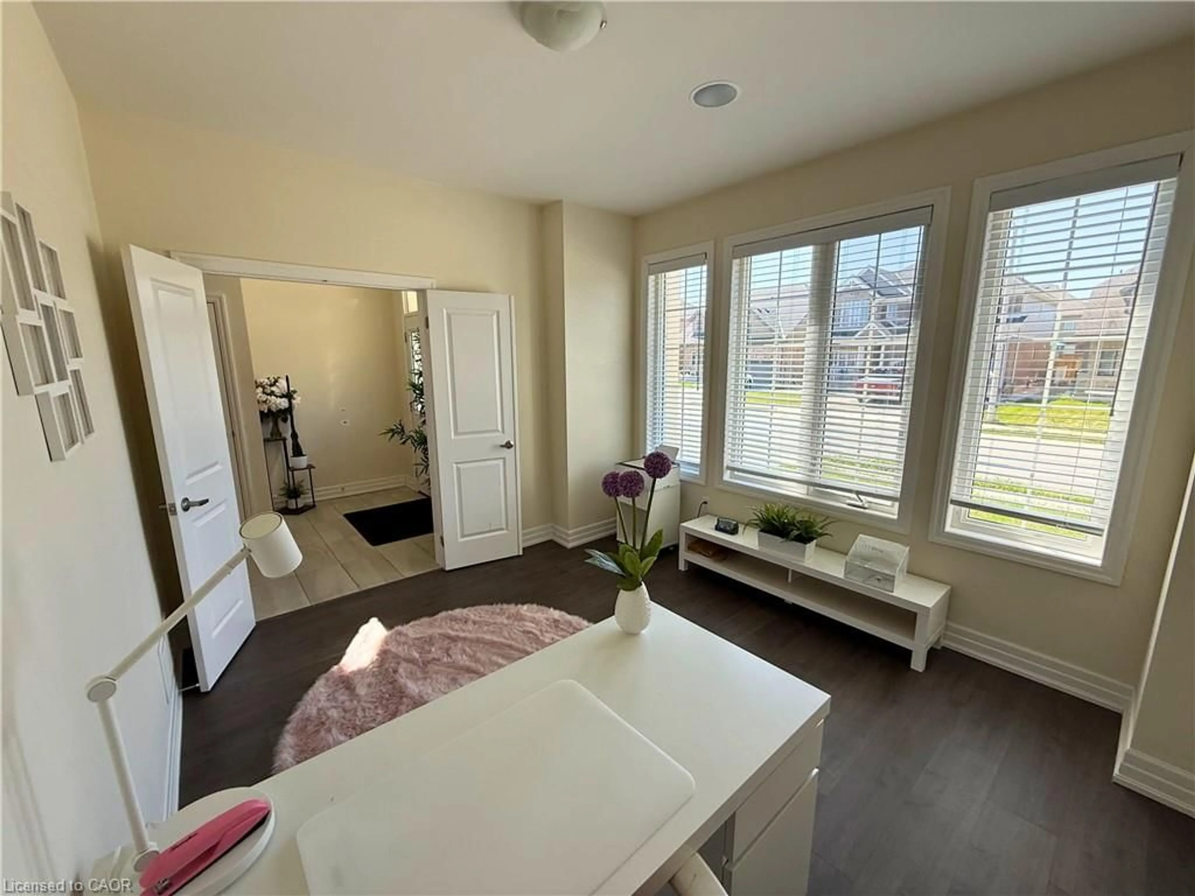A pic of a room for 9462 Tallgrass Ave, Niagara Falls Ontario L2G 0Y2