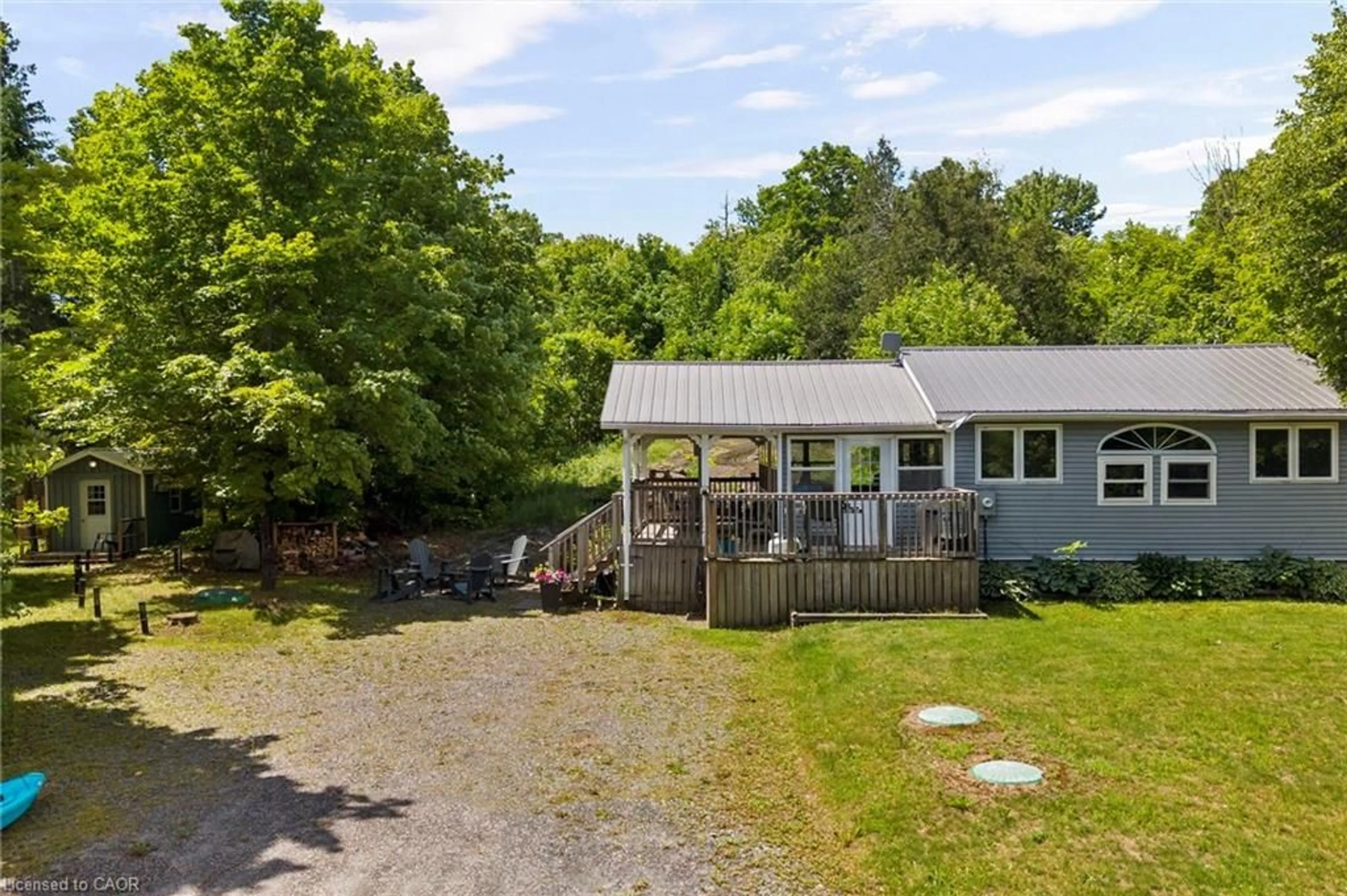 A pic from outside/outdoor area/front of a property/back of a property/a pic from drone, unknown for 545 Hurdville Rd, McKellar Ontario P2A 0B5