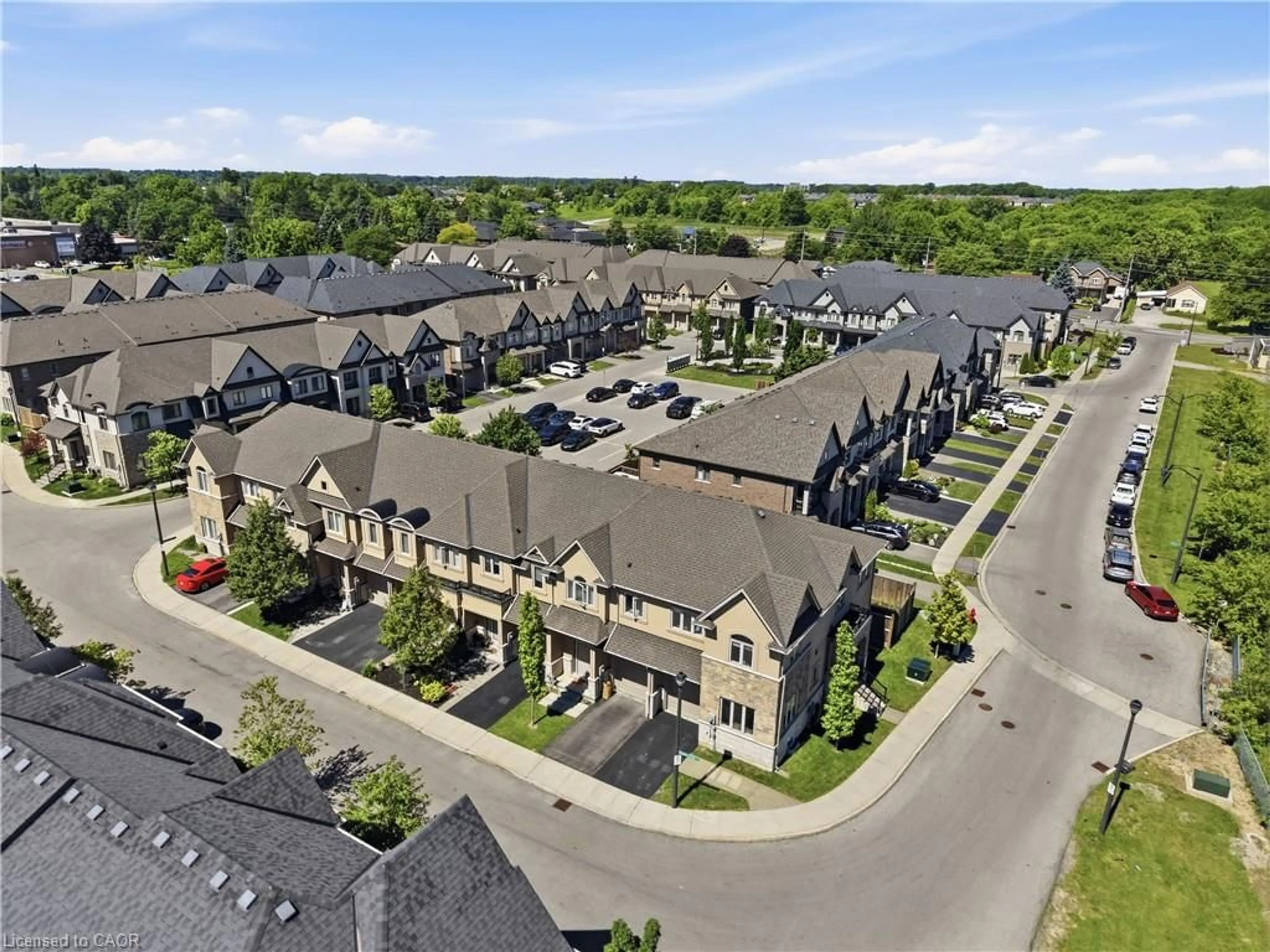 A pic from outside/outdoor area/front of a property/back of a property/a pic from drone, street for 104 Sonoma Valley Cres, Hamilton Ontario L9B 0J3