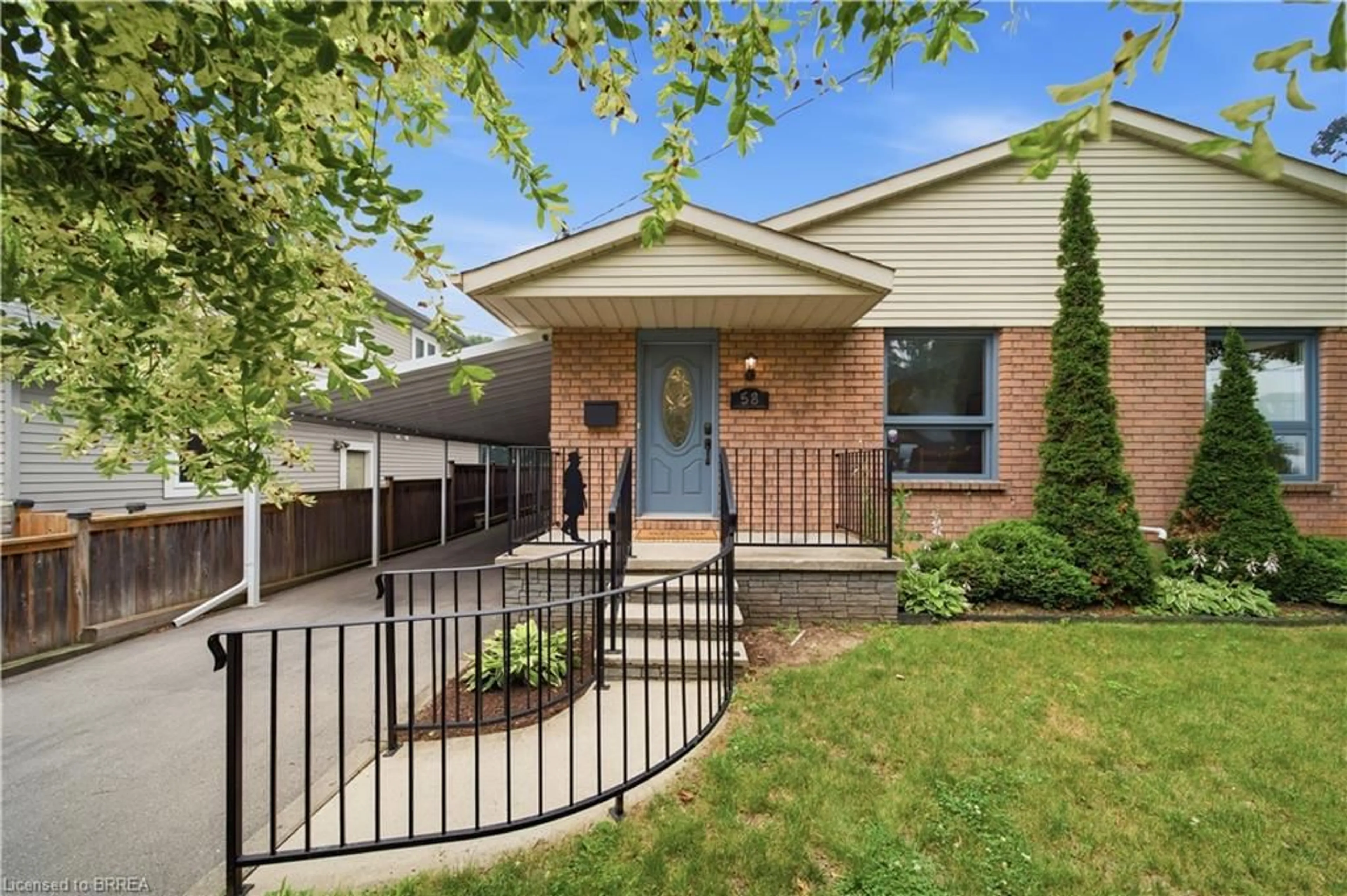 Home with brick exterior material, street for 58 Amelia St, Paris Ontario N3L 1Z6