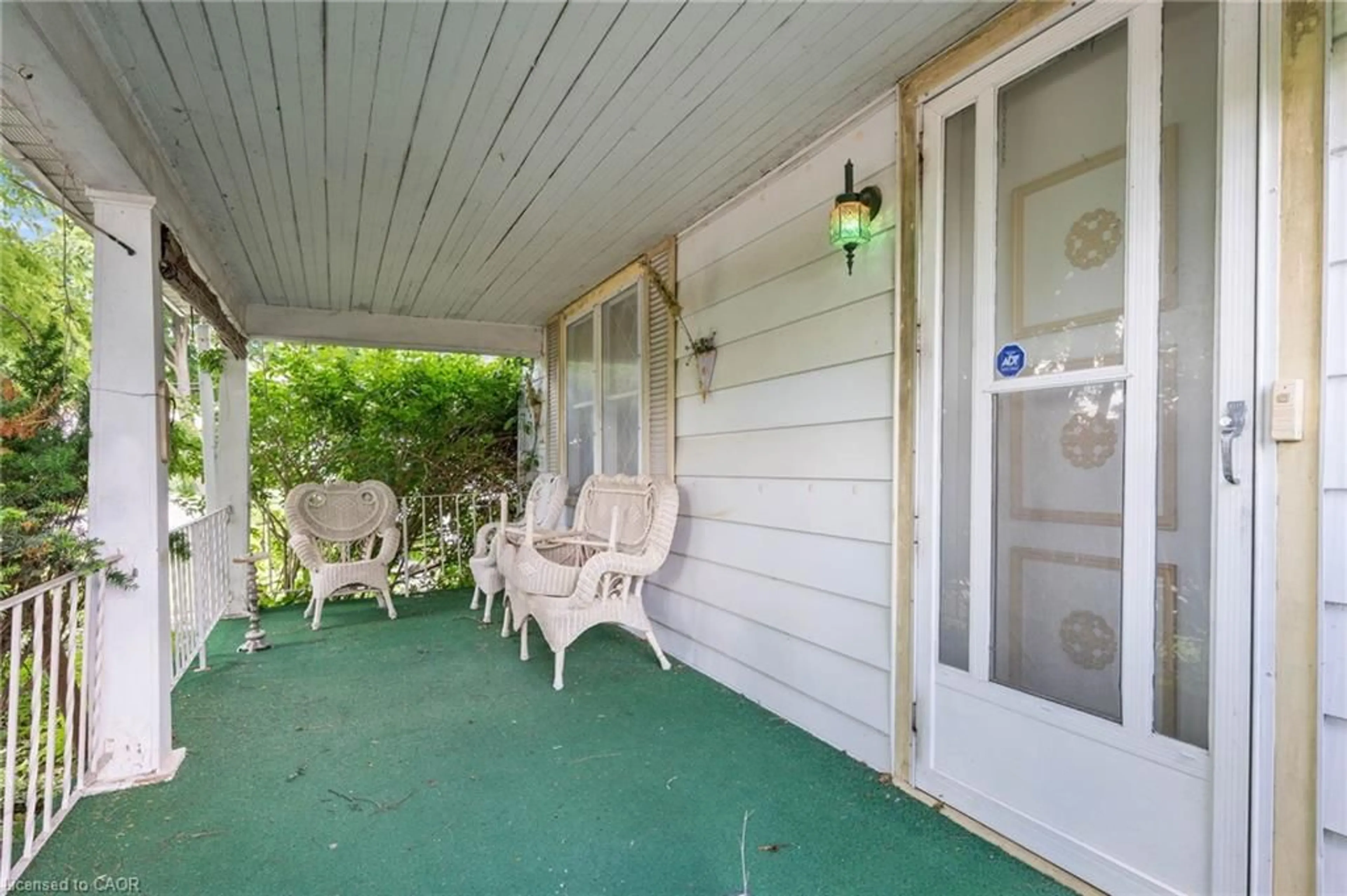 Patio, street for 35 Basil Ave, Simcoe Ontario N3Y 3M4
