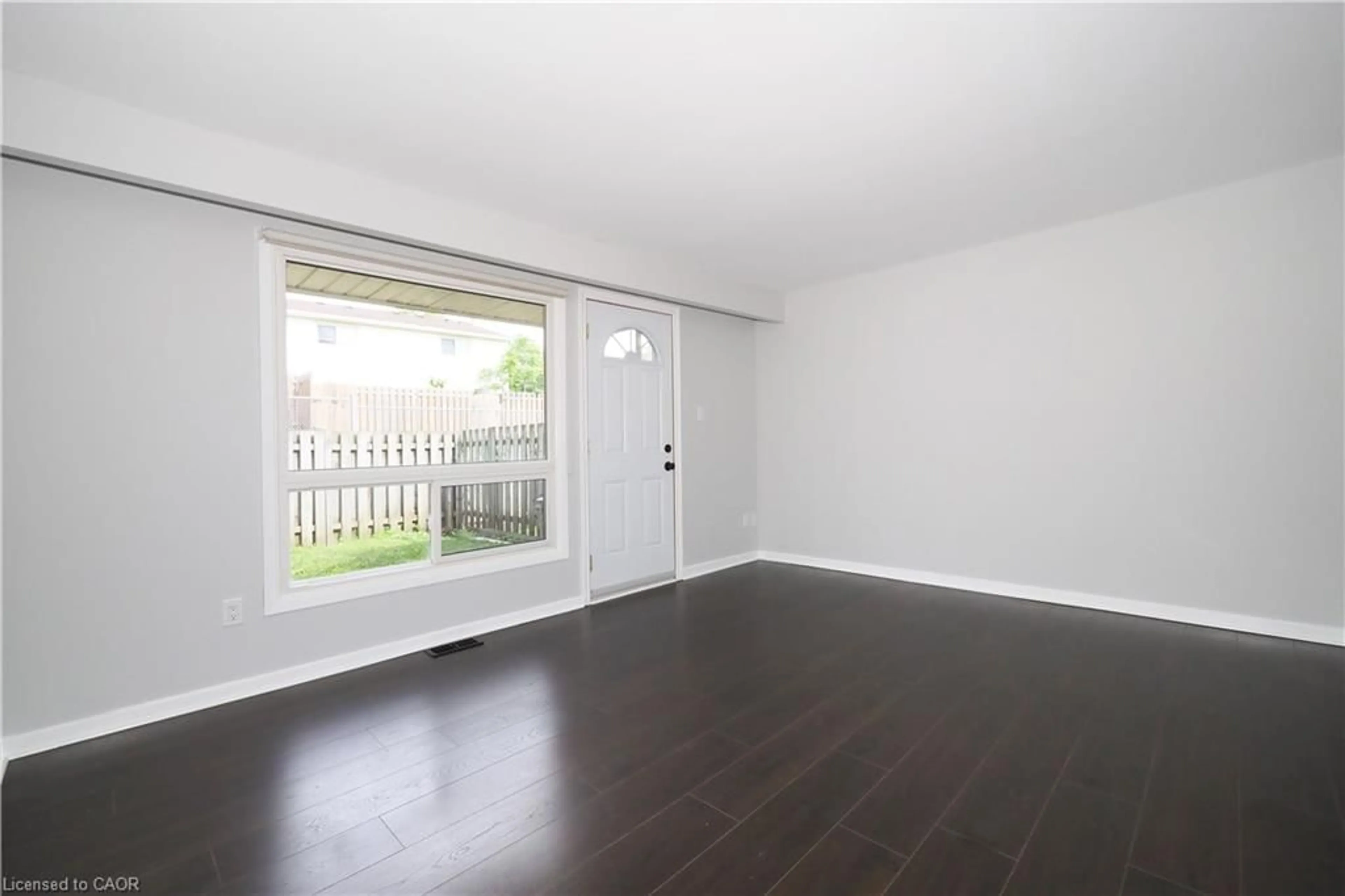 A pic of a room for 165 Green Valley Dr #69, Kitchener Ontario N2P 1K3