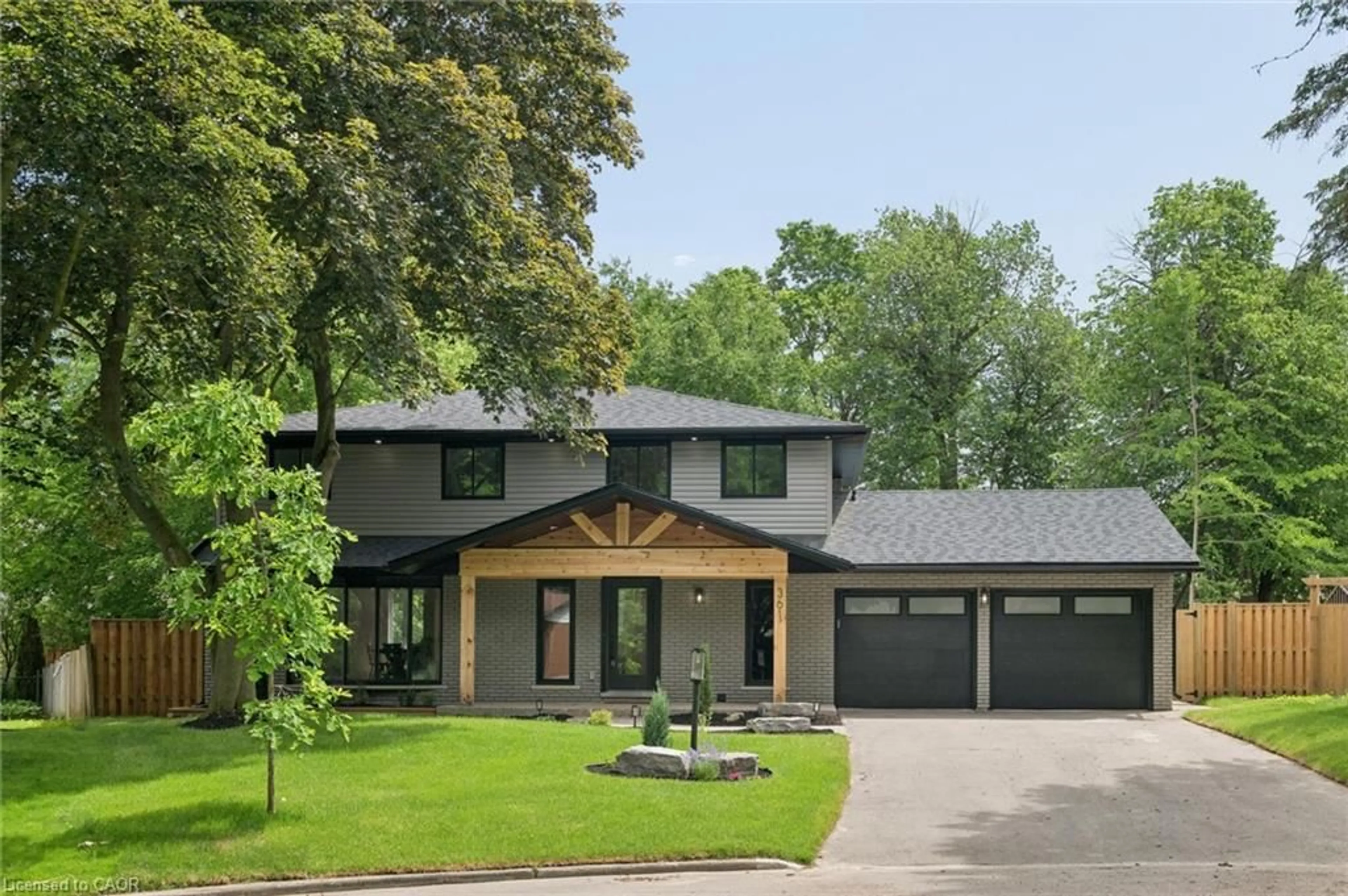 Home with vinyl exterior material, street for 361 Coleridge Pl, Waterloo Ontario N2L 2V7