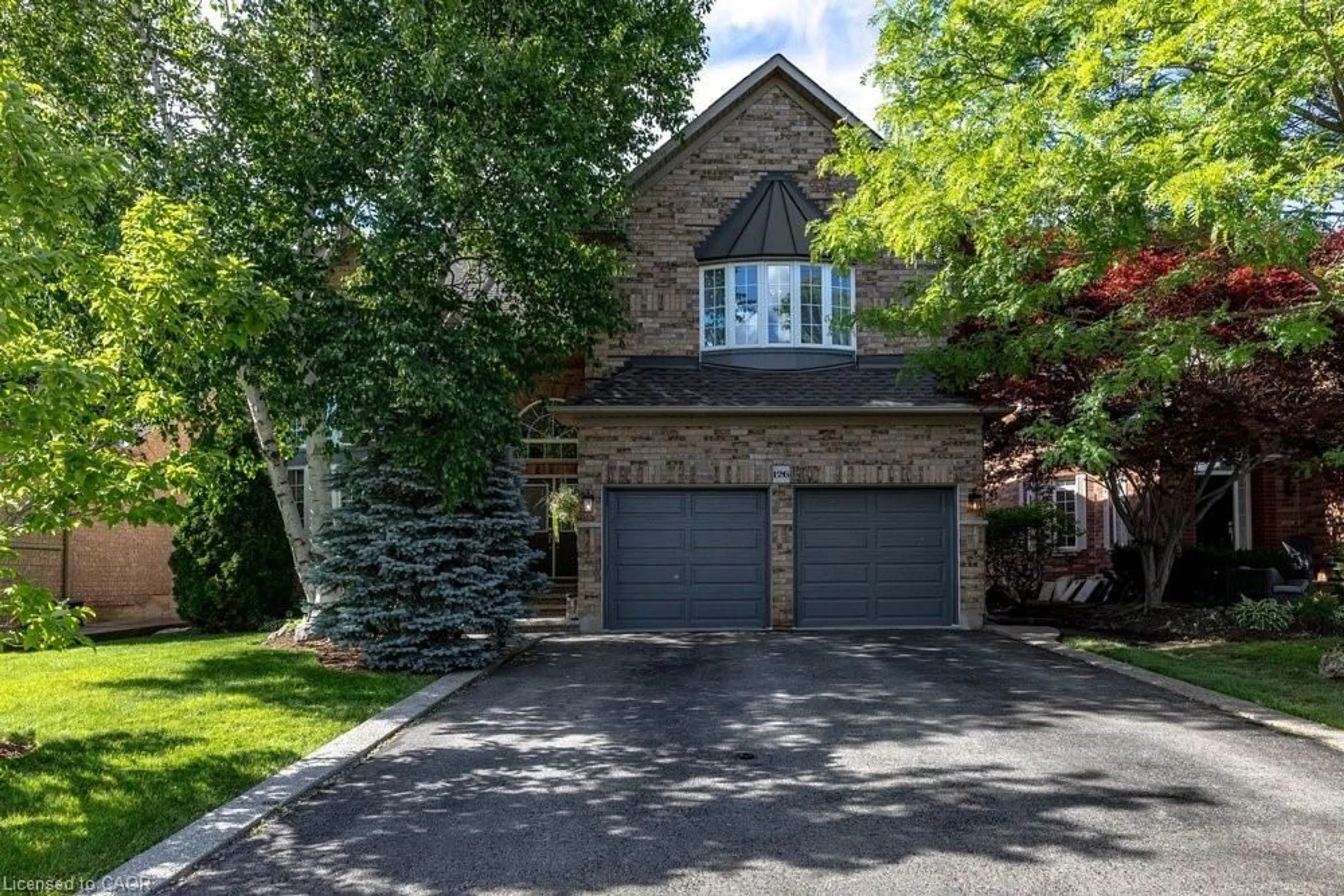 Home with brick exterior material, street for 126 Davidson Blvd, Dundas Ontario L9H 7M5