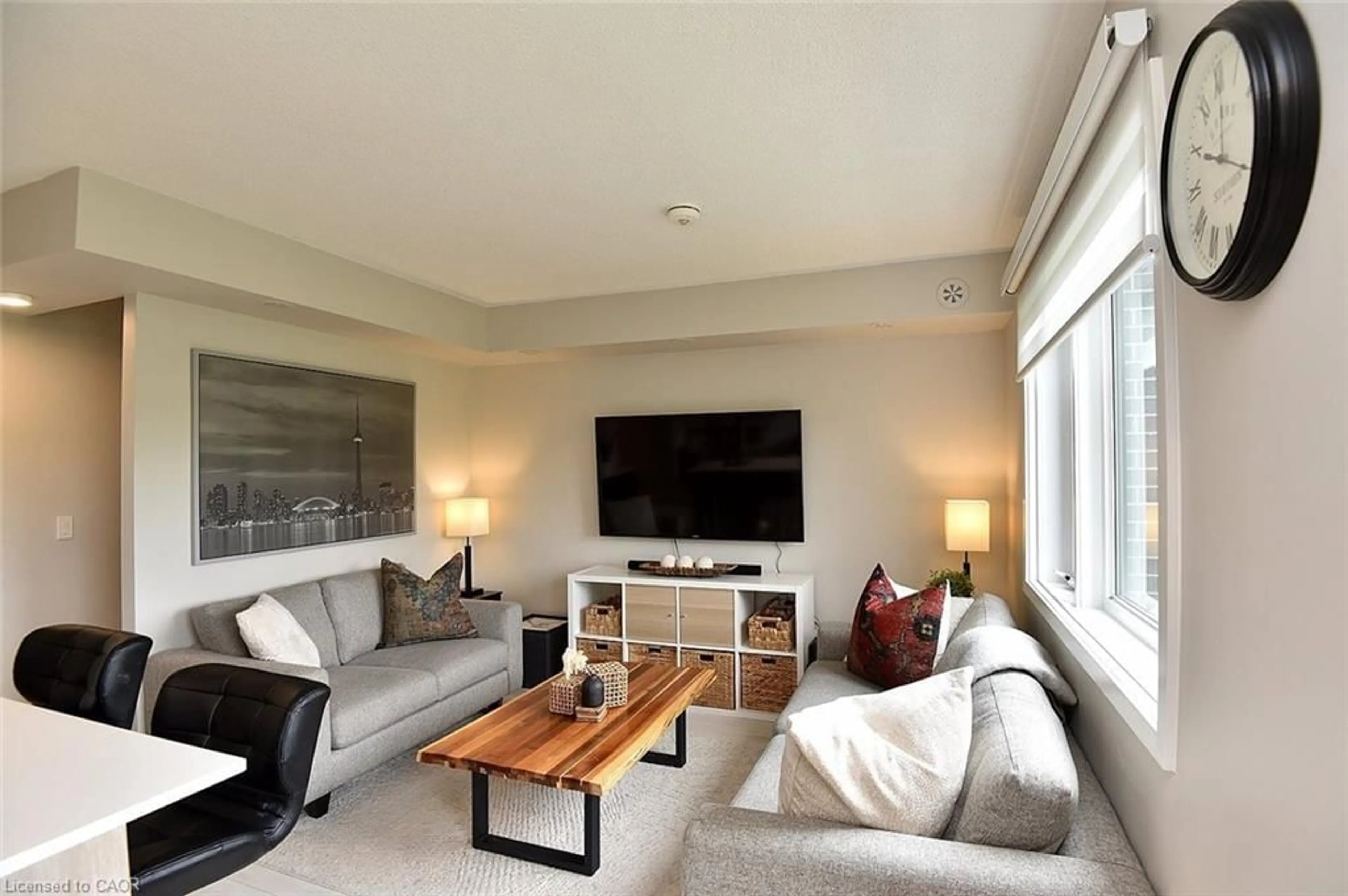 Living room with furniture, unknown for 1135 Cooke Blvd #112, Burlington Ontario L7T 0C3