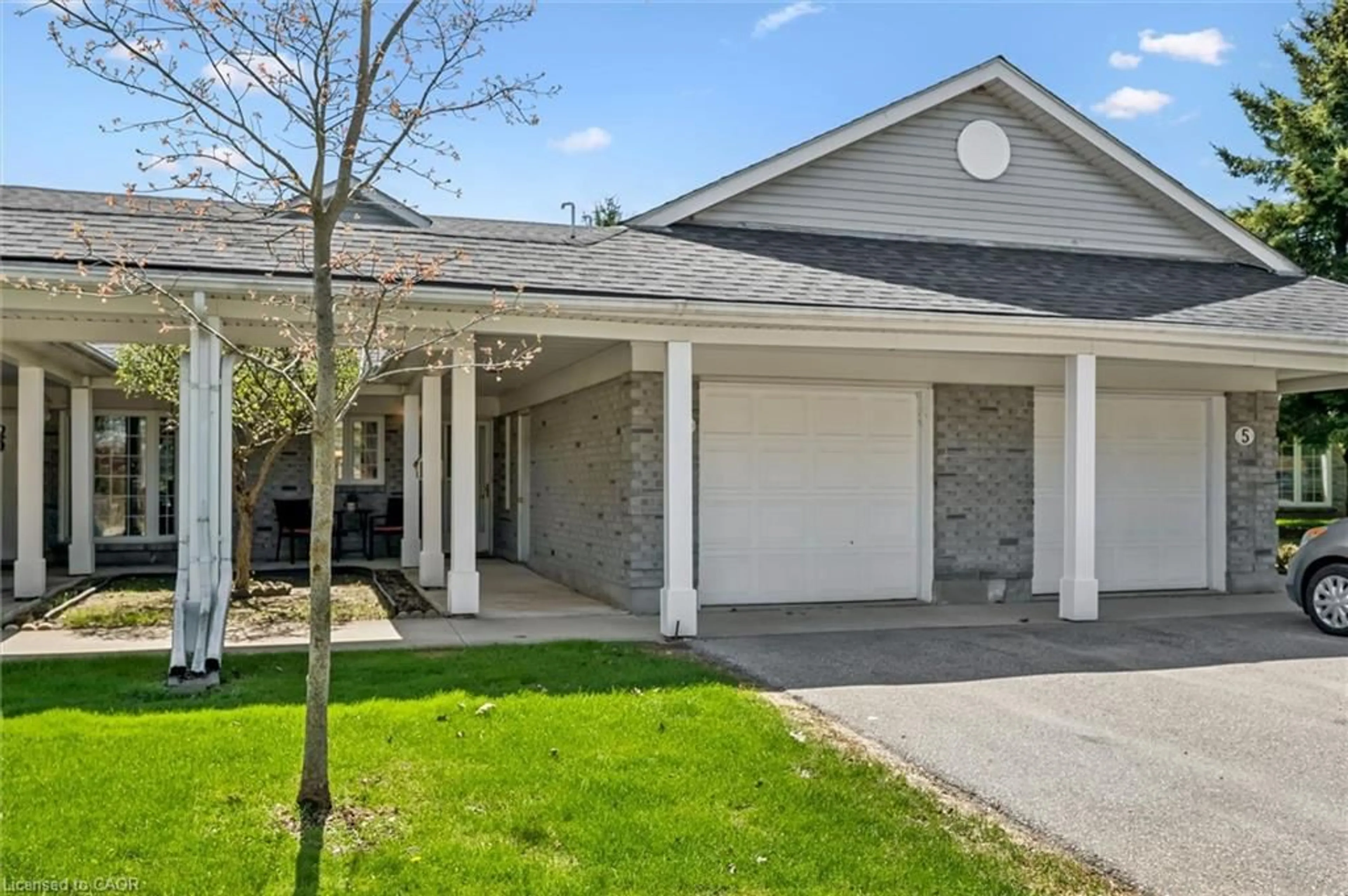 Home with vinyl exterior material, street for 21 Foell St #6, Baden Ontario N3A 2V6