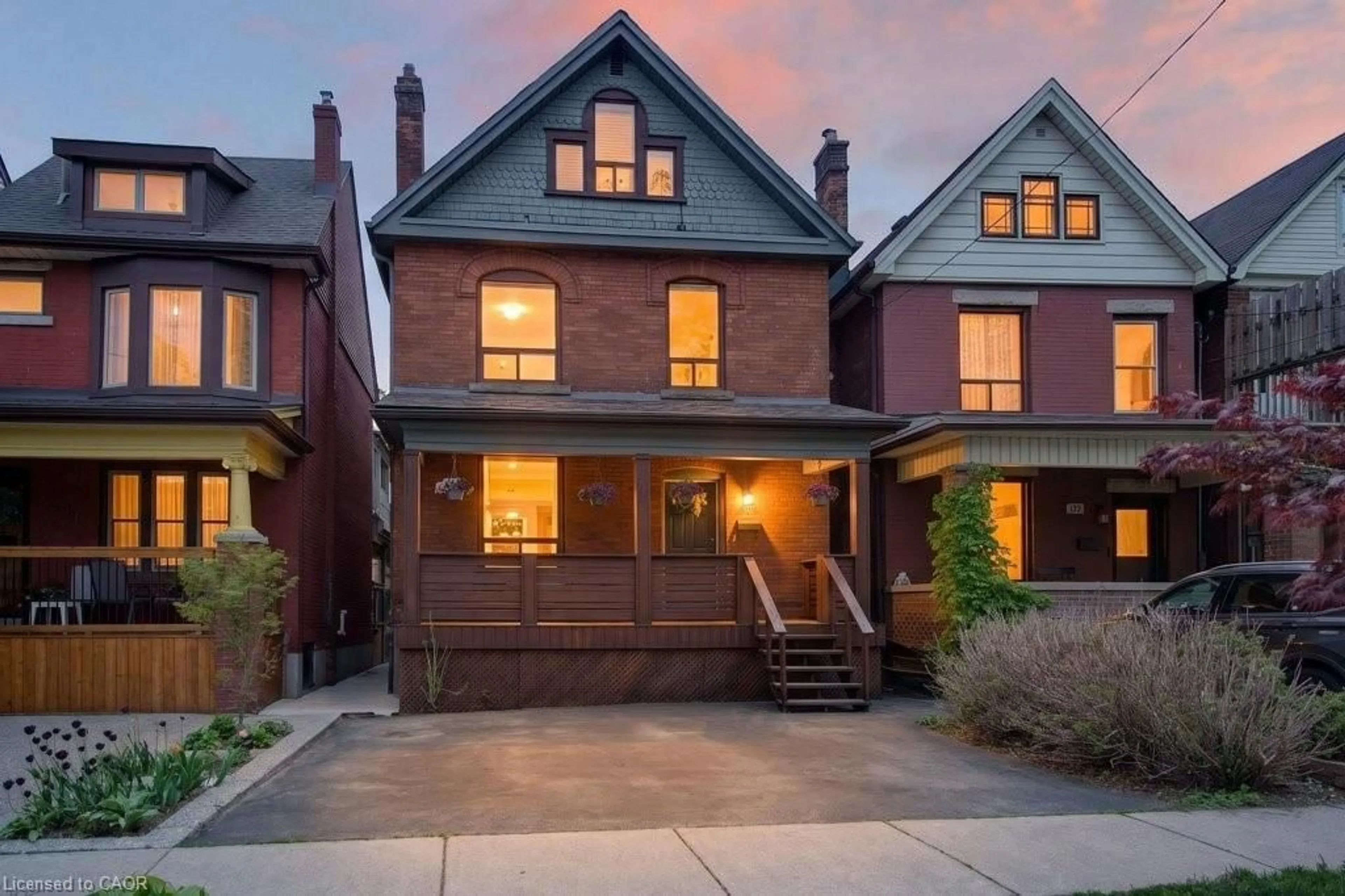 Home with brick exterior material, street for 225 Prospect St, Hamilton Ontario L8M 2Z6