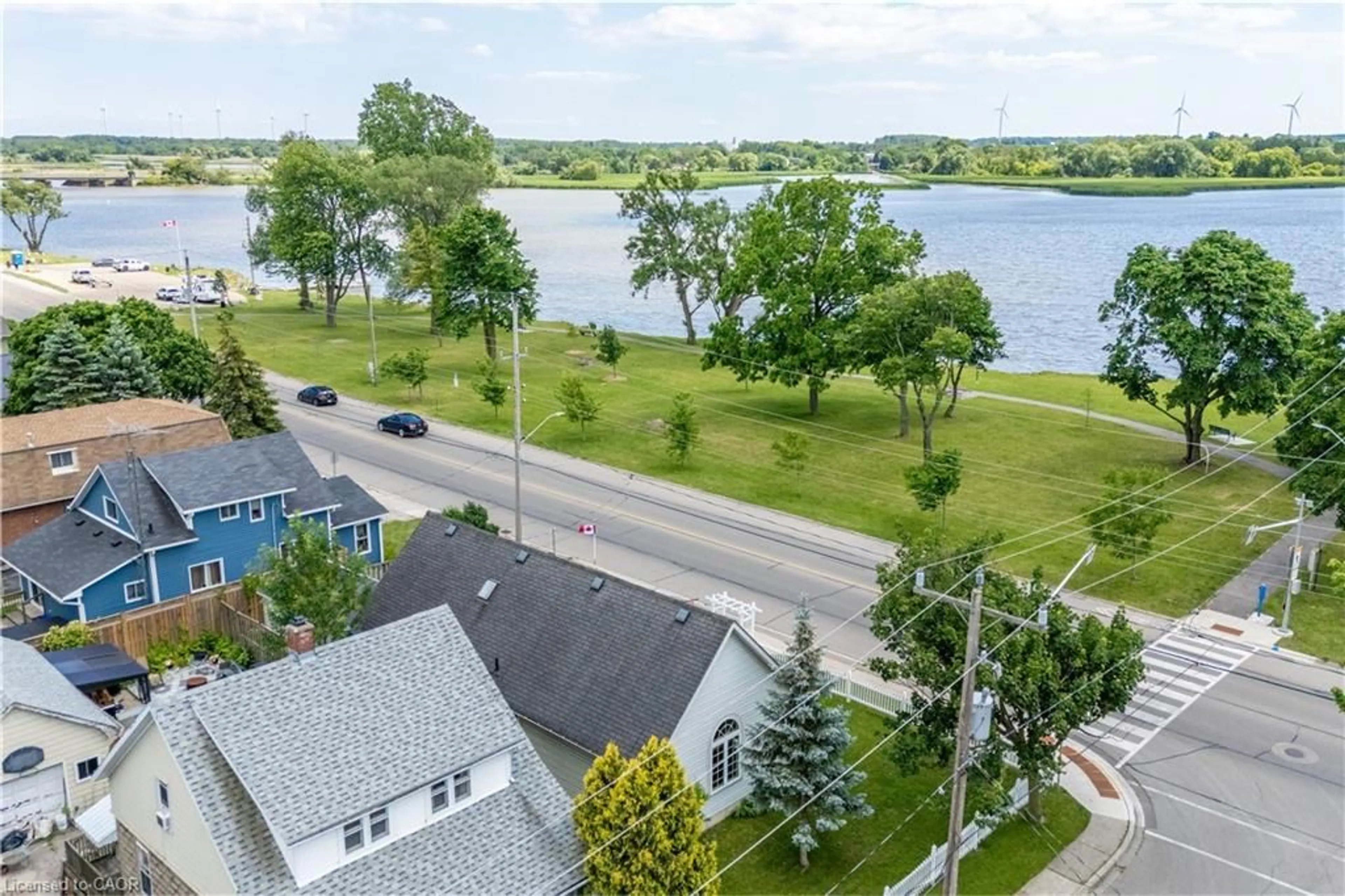 A pic from outside/outdoor area/front of a property/back of a property/a pic from drone, water/lake/river/ocean view for 339 Main St, Dunnville Ontario N1A 1W3