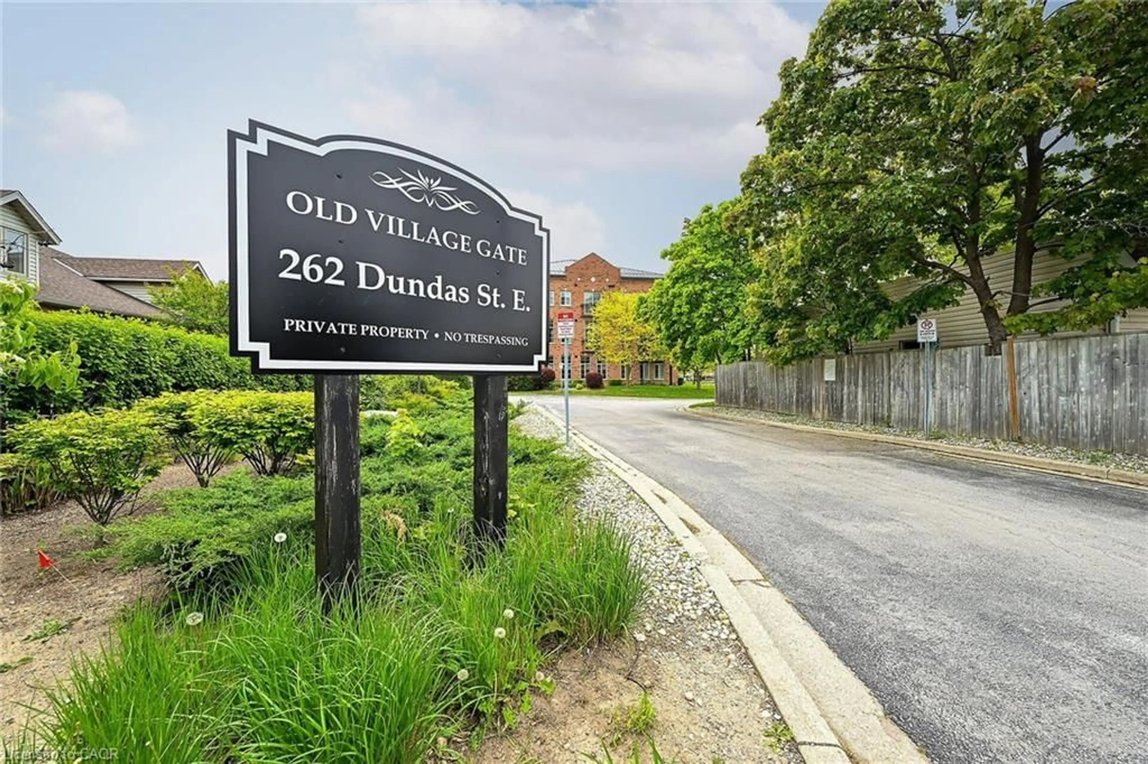 Unknown for 262 Dundas St #315, Waterdown Ontario L8B 1A9