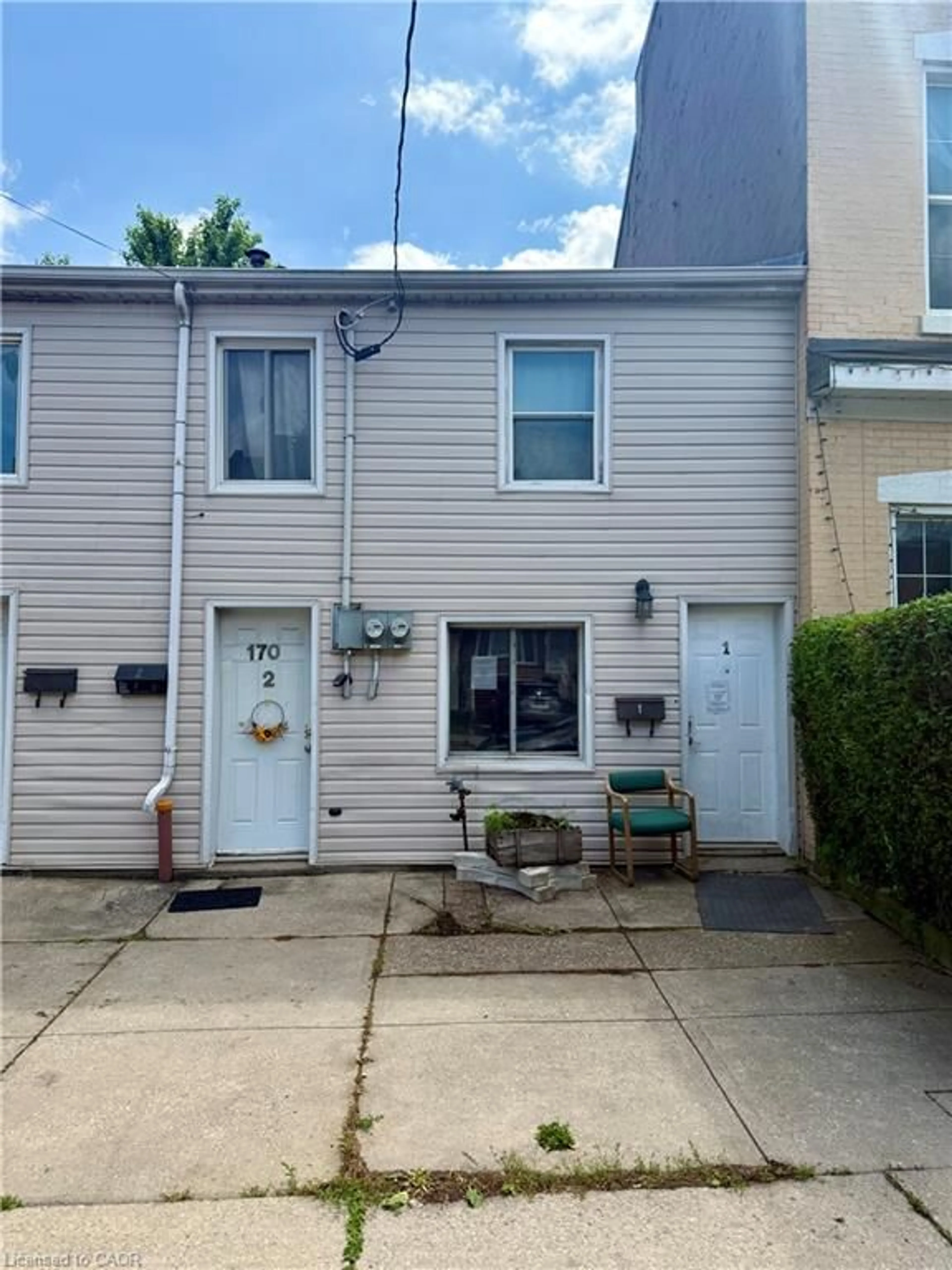 Unknown for 170 Macnab St, Hamilton Ontario L8R 2M4