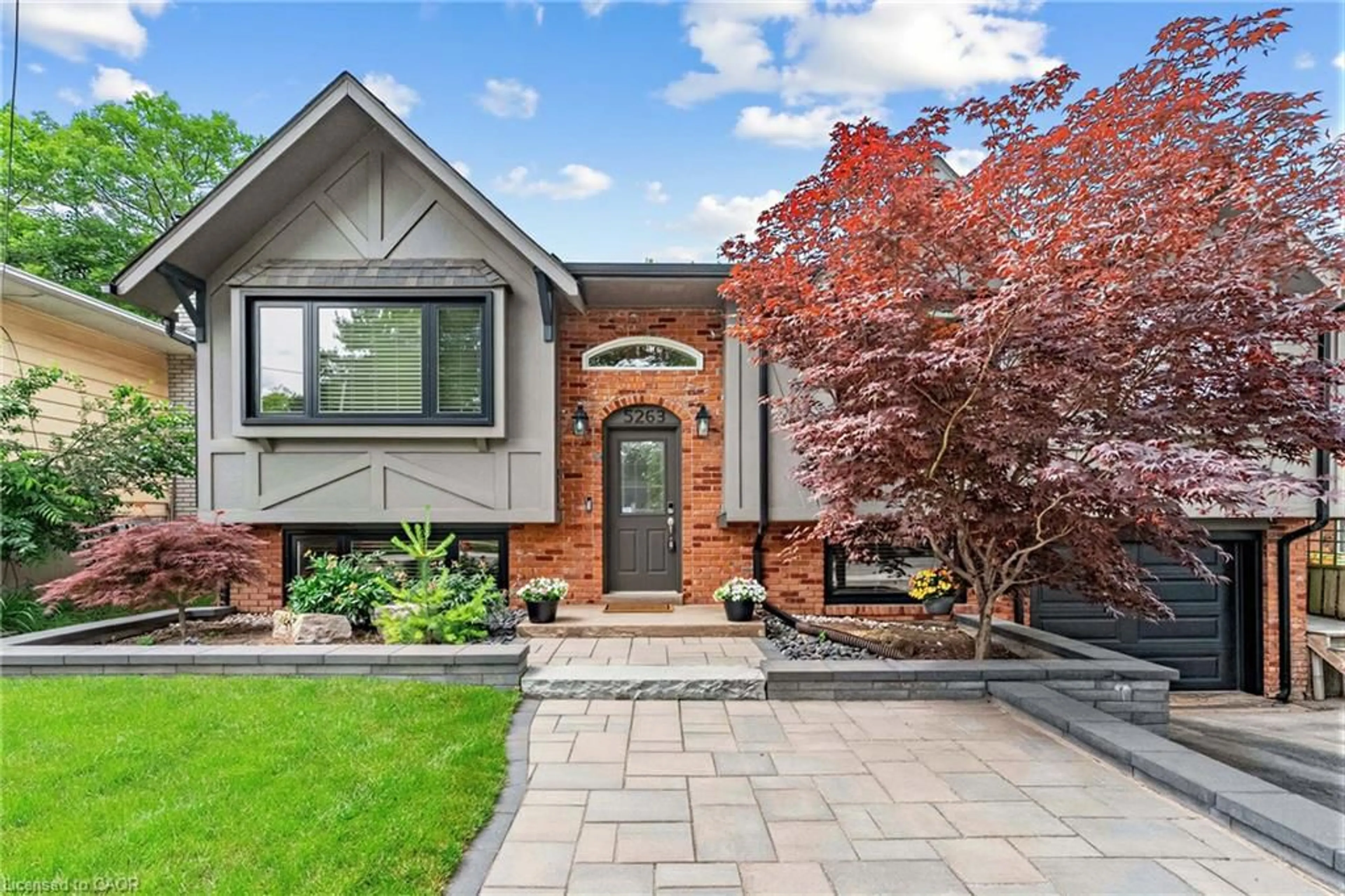 Home with brick exterior material, street for 5263 Bromley Rd, Burlington Ontario L7L 3G1