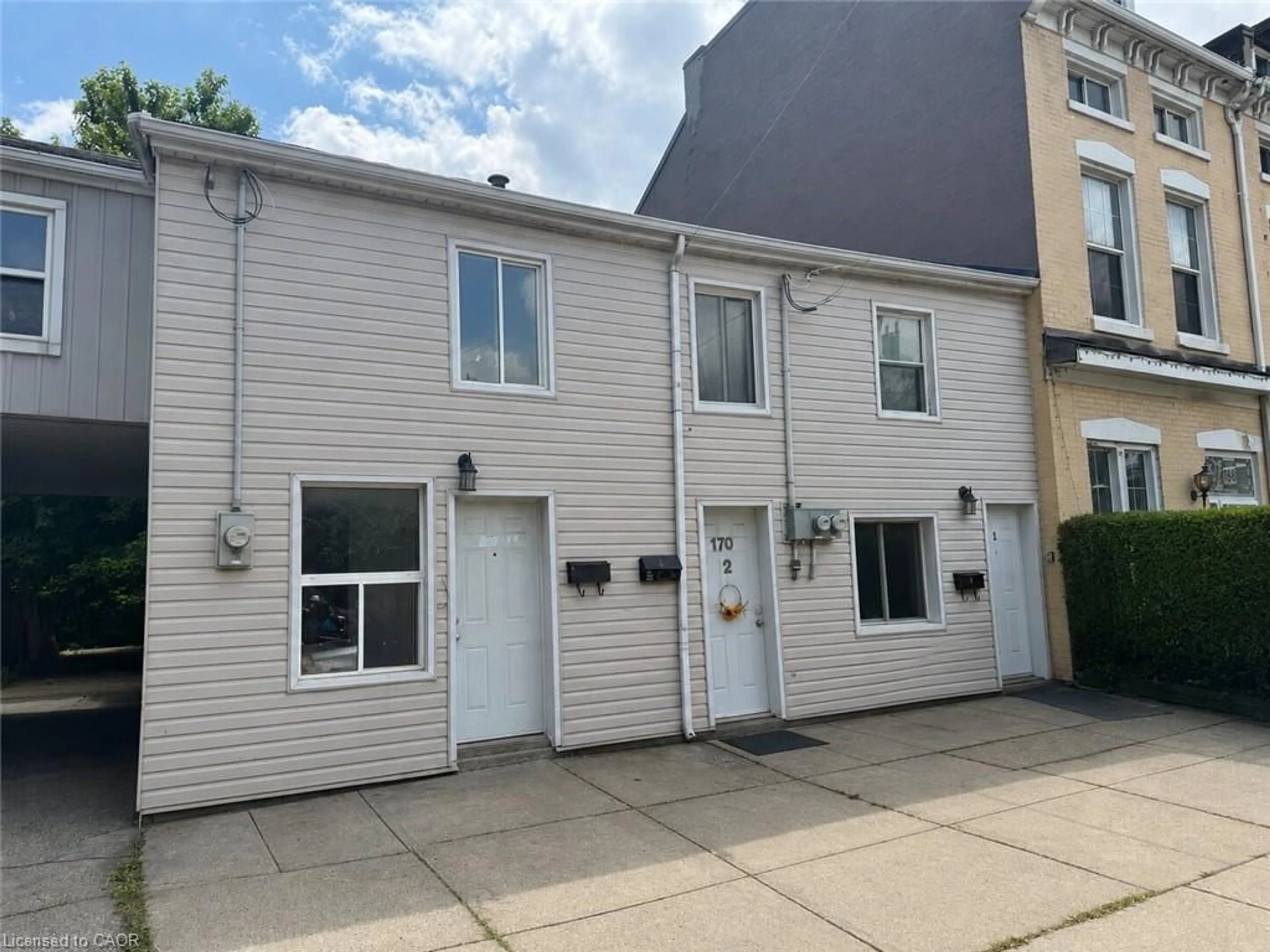Unknown for 170 1/2 Macnab St, Hamilton Ontario L8R 2M4