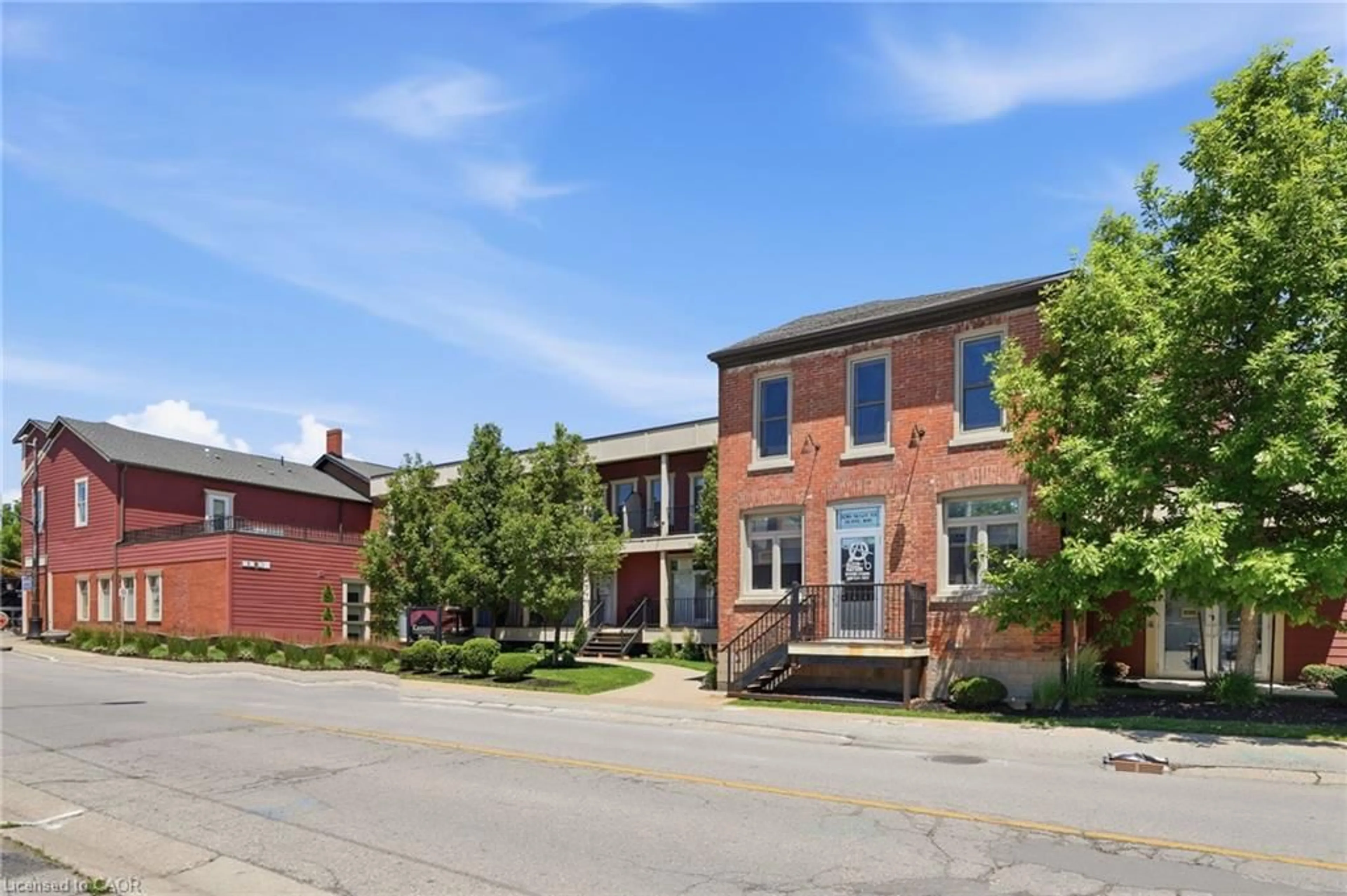 Home with brick exterior material, street for 3710 Main St #201, Niagara Falls Ontario L2G 6B1