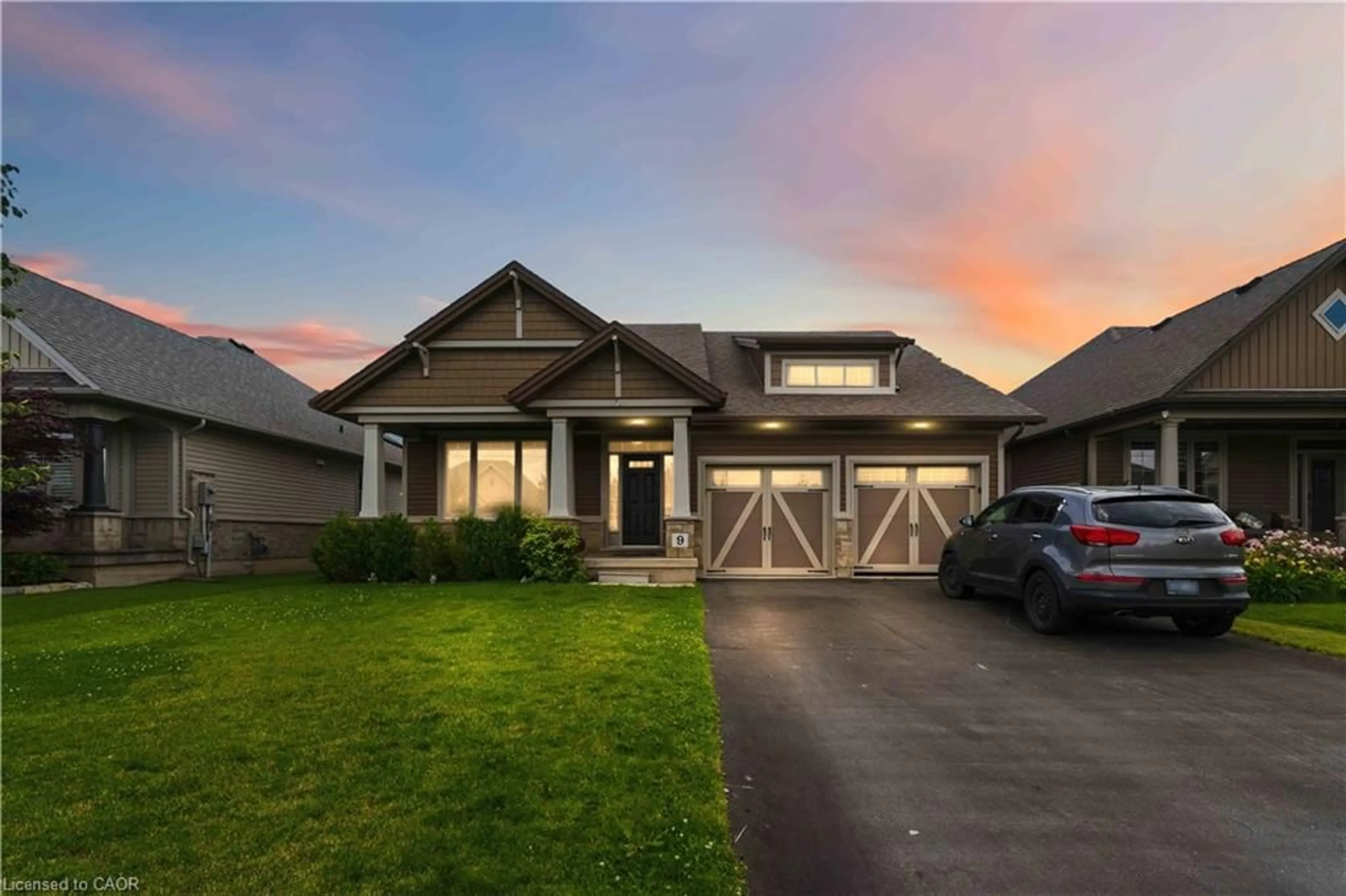 Home with brick exterior material, street for 9 Efthemio Crt, Smithville Ontario L0R 2A0