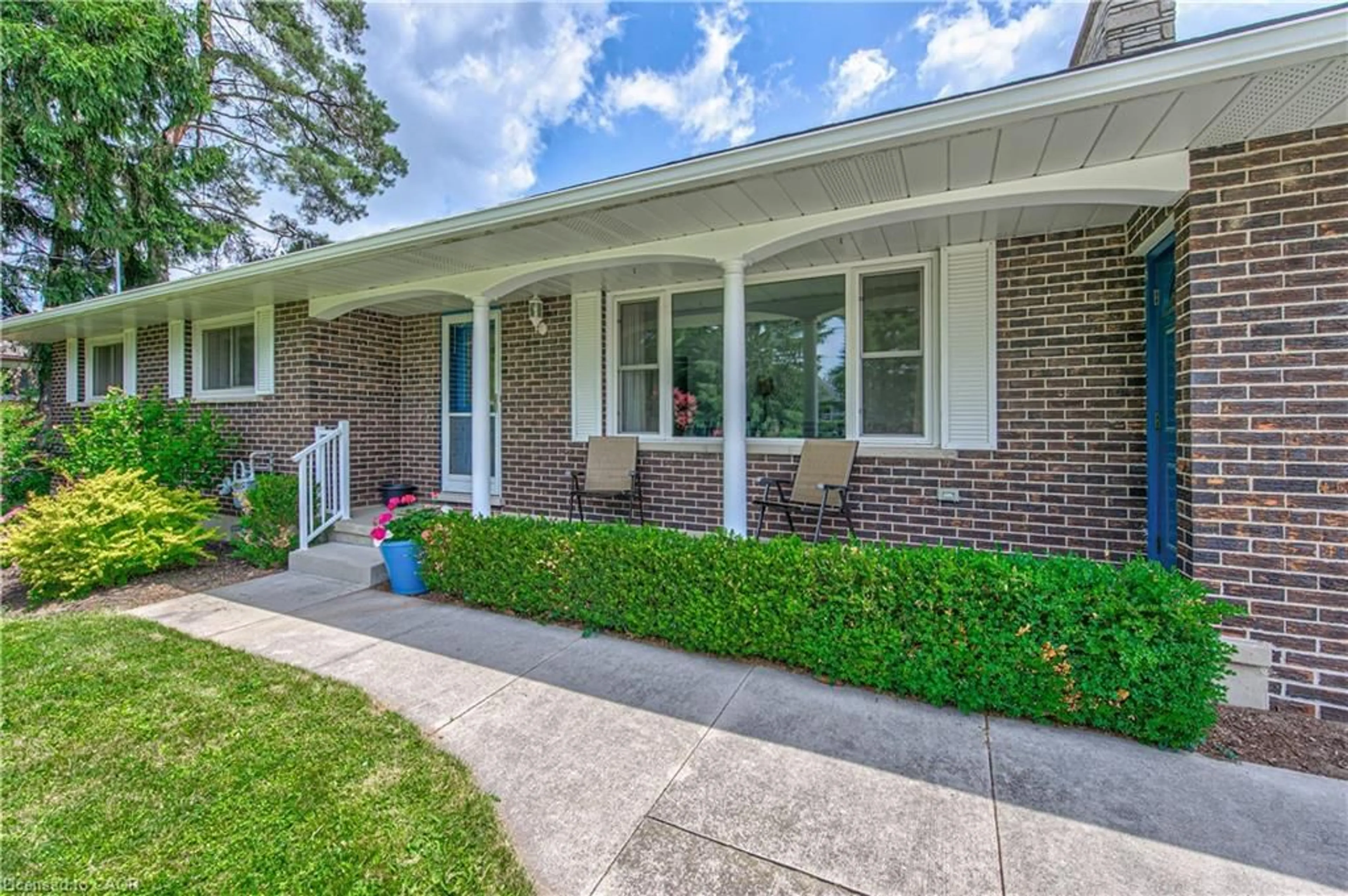 Home with brick exterior material, street for 11 Beechim Dr, New Dundee Ontario N0B 2E0