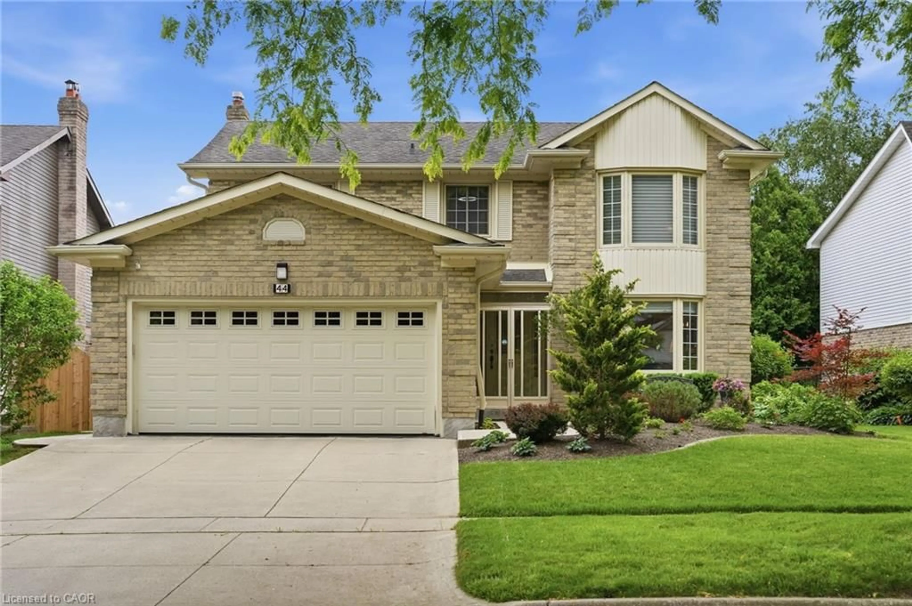 Home with brick exterior material, street for 44 Forestview Dr, Dundas Ontario L9H 6M8
