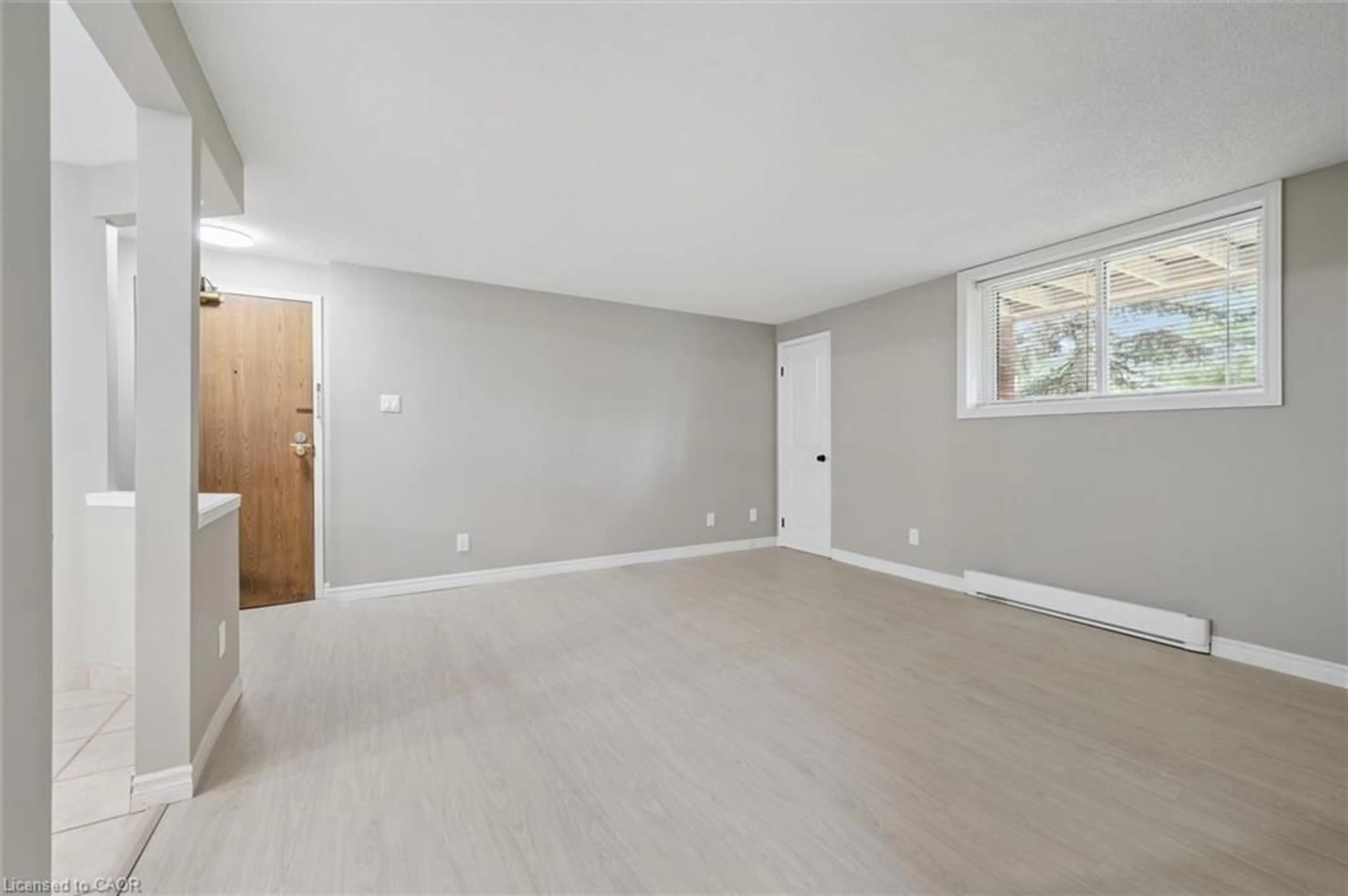 A pic of a room for 565 Greenfield Ave #803, Kitchener Ontario N2C 2P5