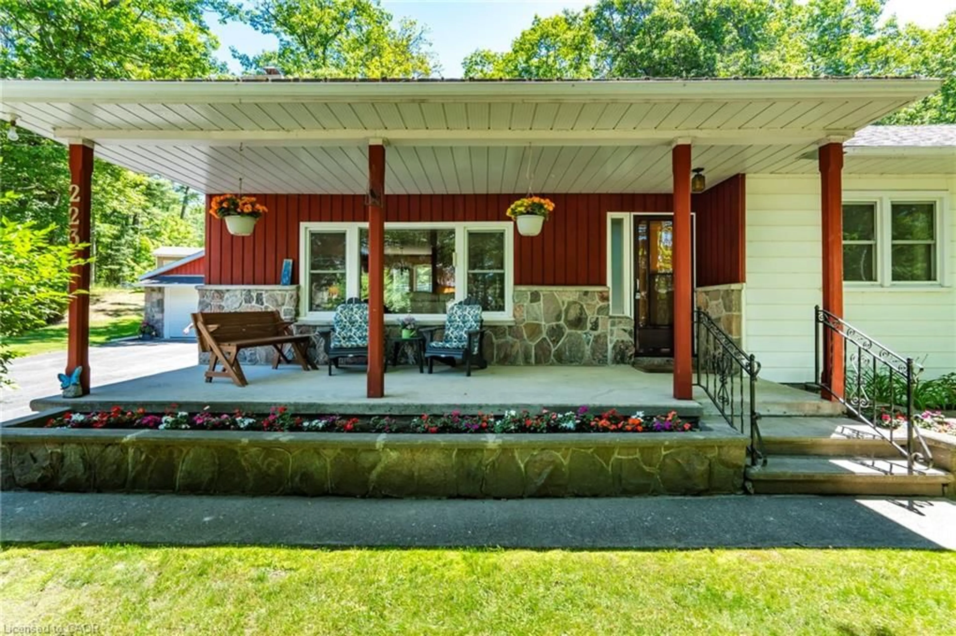 Patio, unknown for 223 Tiny Beaches Rd, Tiny Ontario L0L 2J0