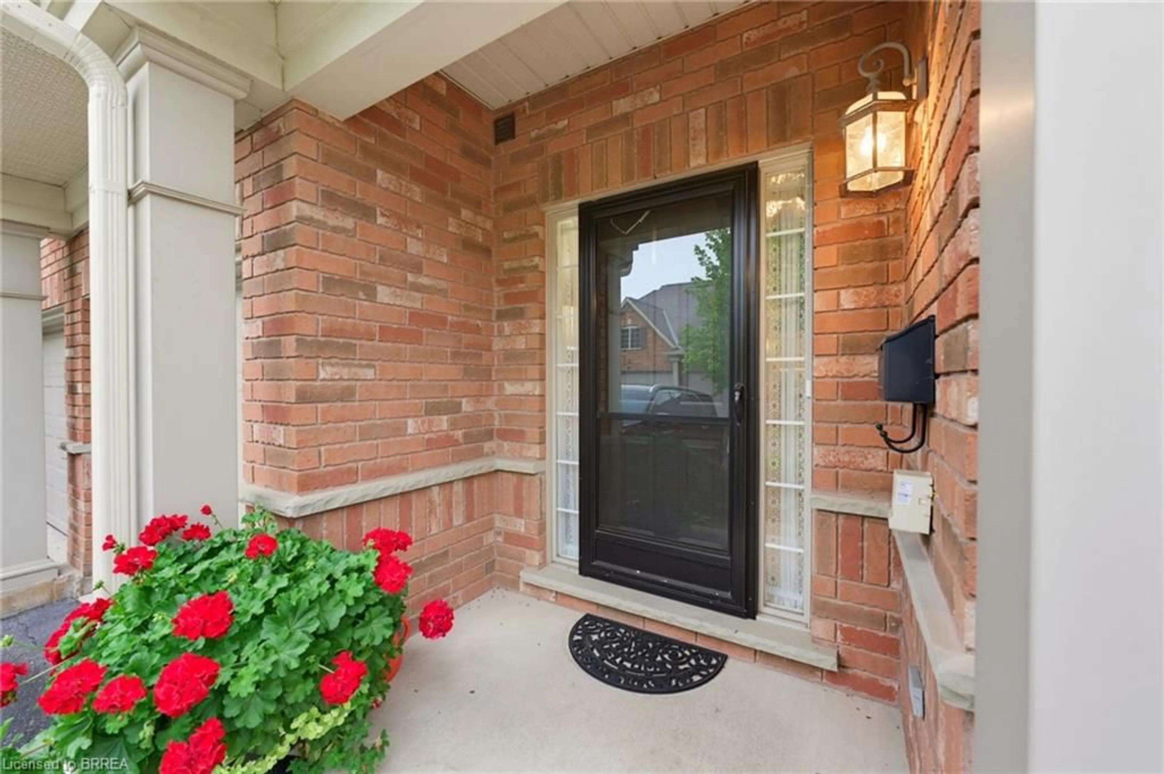 Indoor entryway for 655 Park Rd #13, Brantford Ontario N3R 0A2