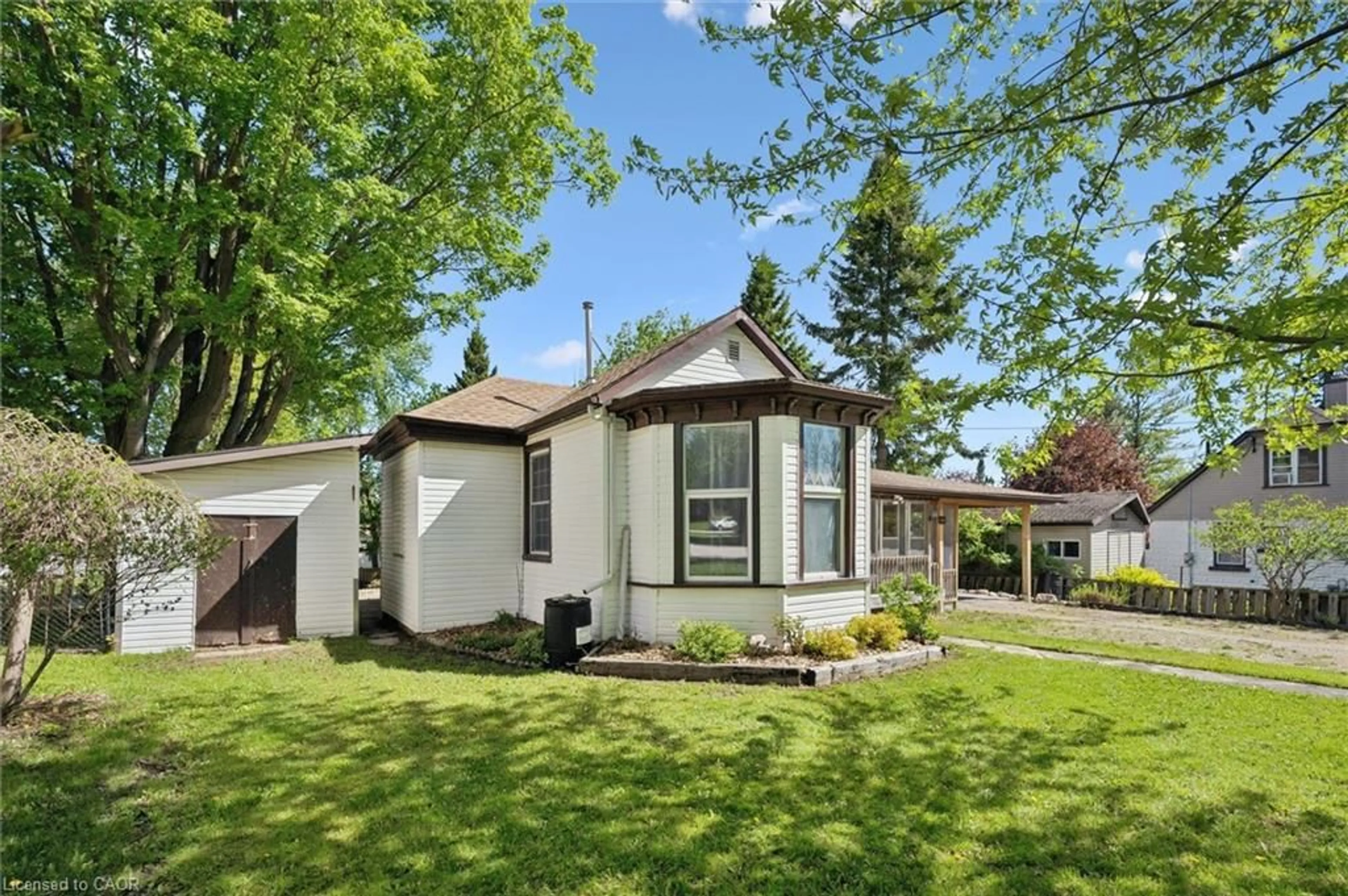 Home with vinyl exterior material, street for 204 Joseph St, Walkerton Ontario N0B 1S0