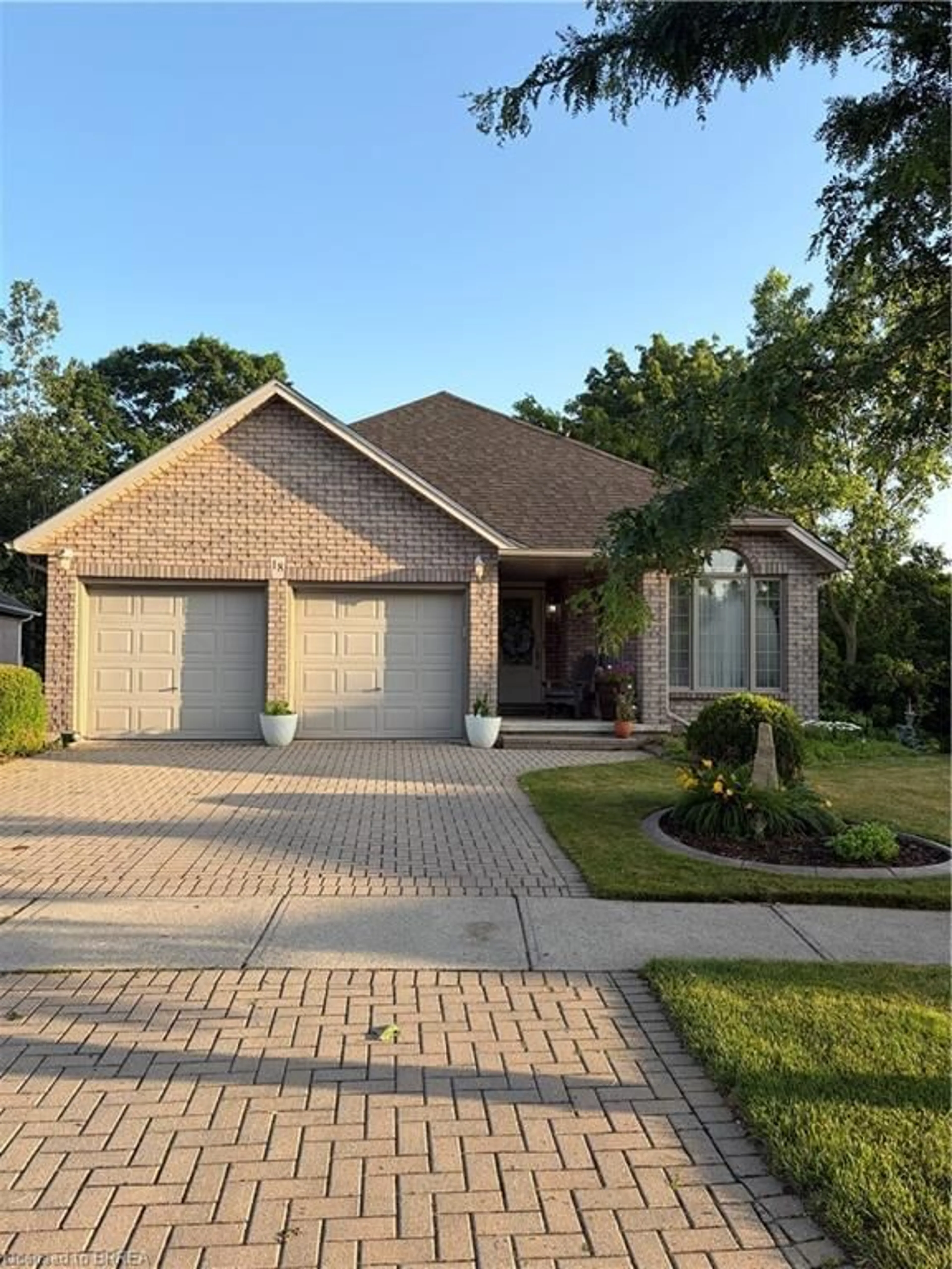 Home with brick exterior material, street for 18 Maich Cres, Brantford Ontario N3T 6P1