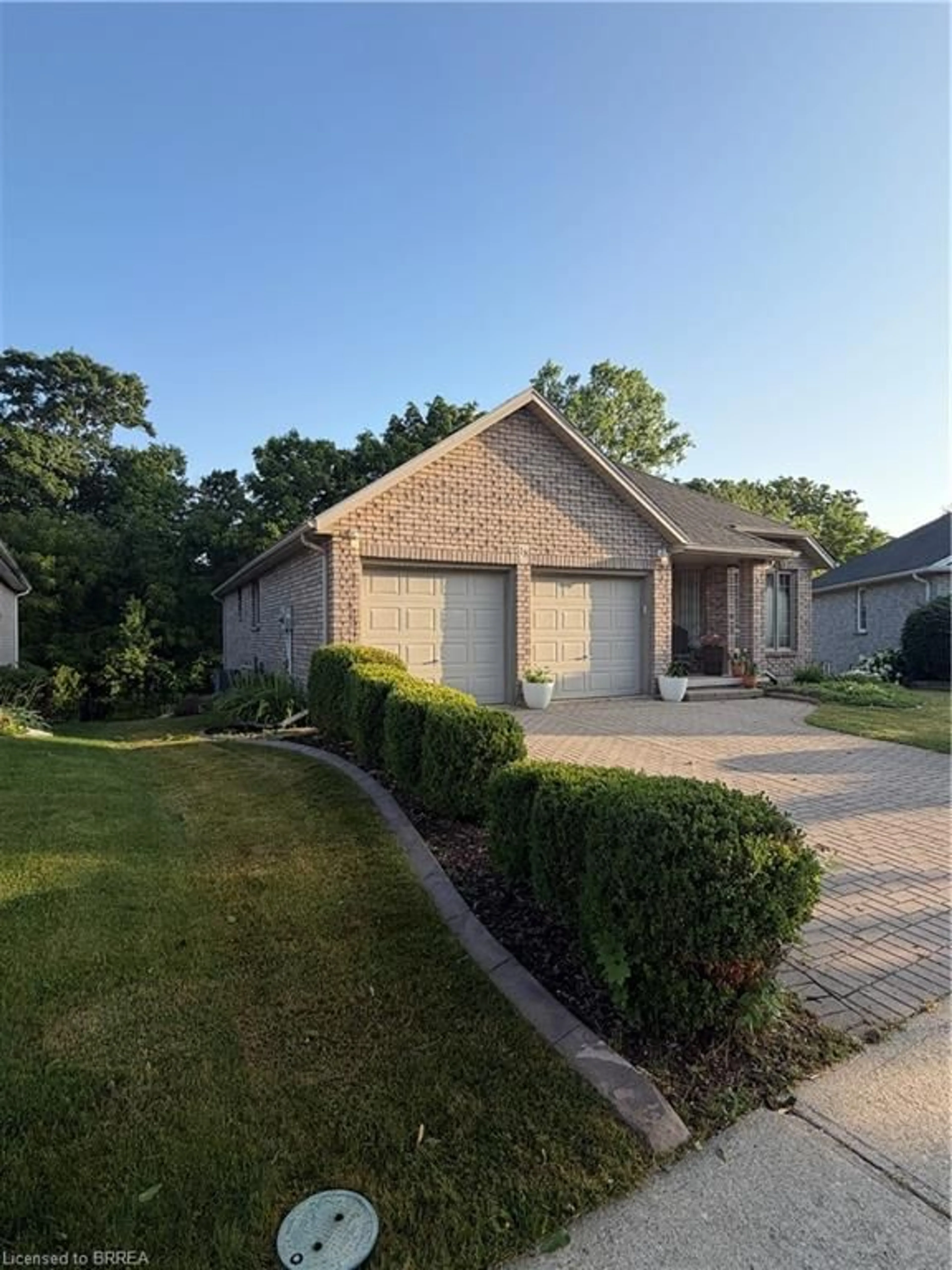Home with brick exterior material, street for 18 Maich Cres, Brantford Ontario N3T 6P1