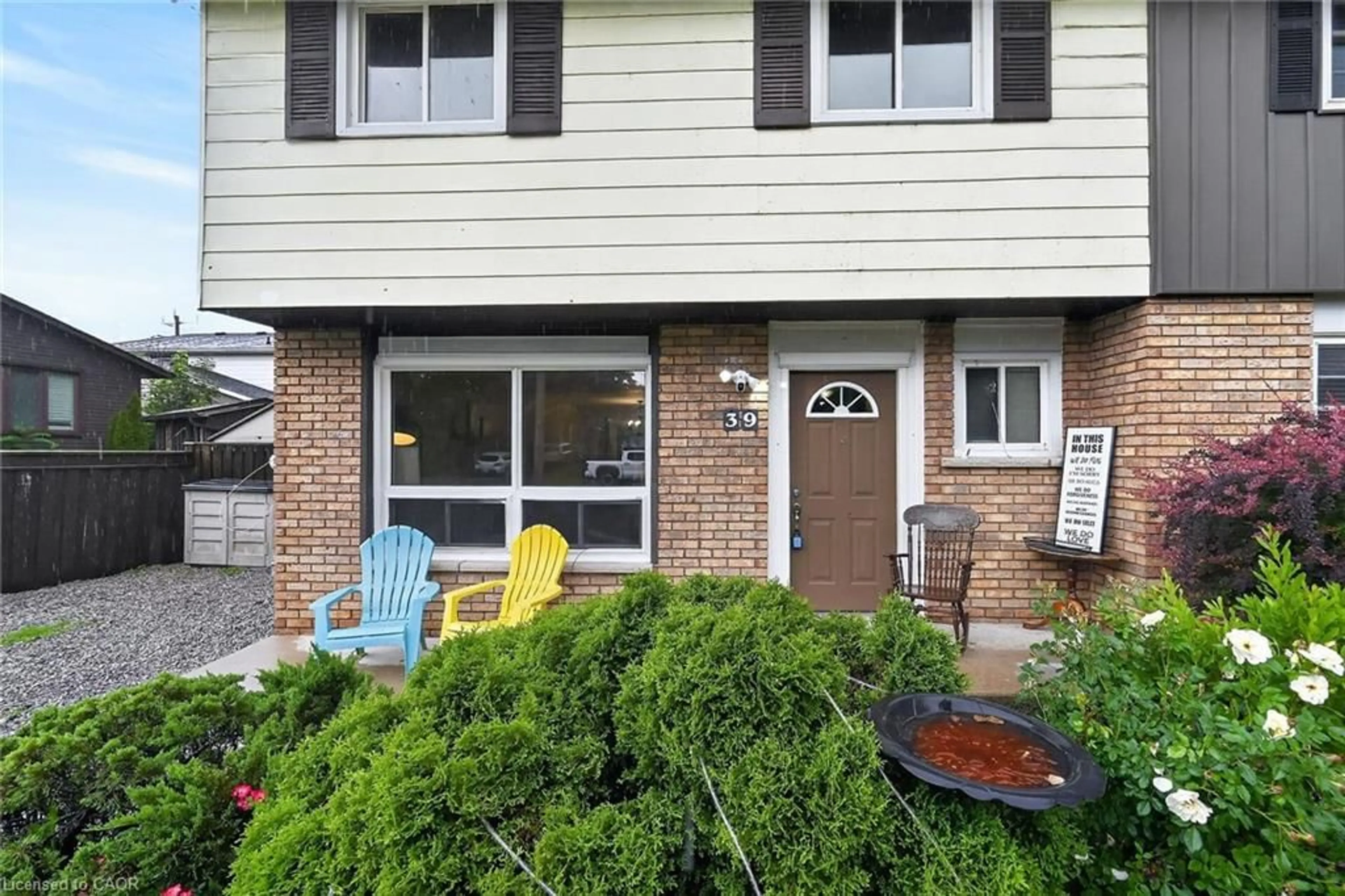 Unknown for 39 Dundee Dr, Caledonia Ontario N3W 1J8