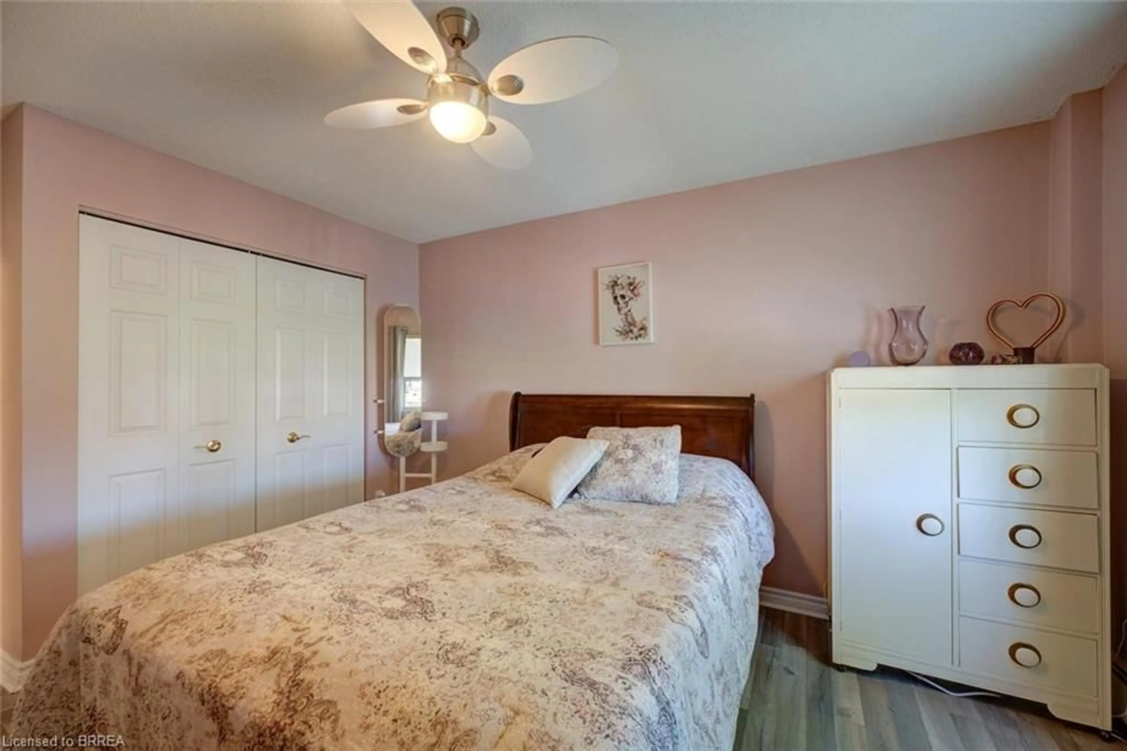 Bedroom with bed, unknown for 608 Grey St #18, Brantford Ontario N3S 4Y4