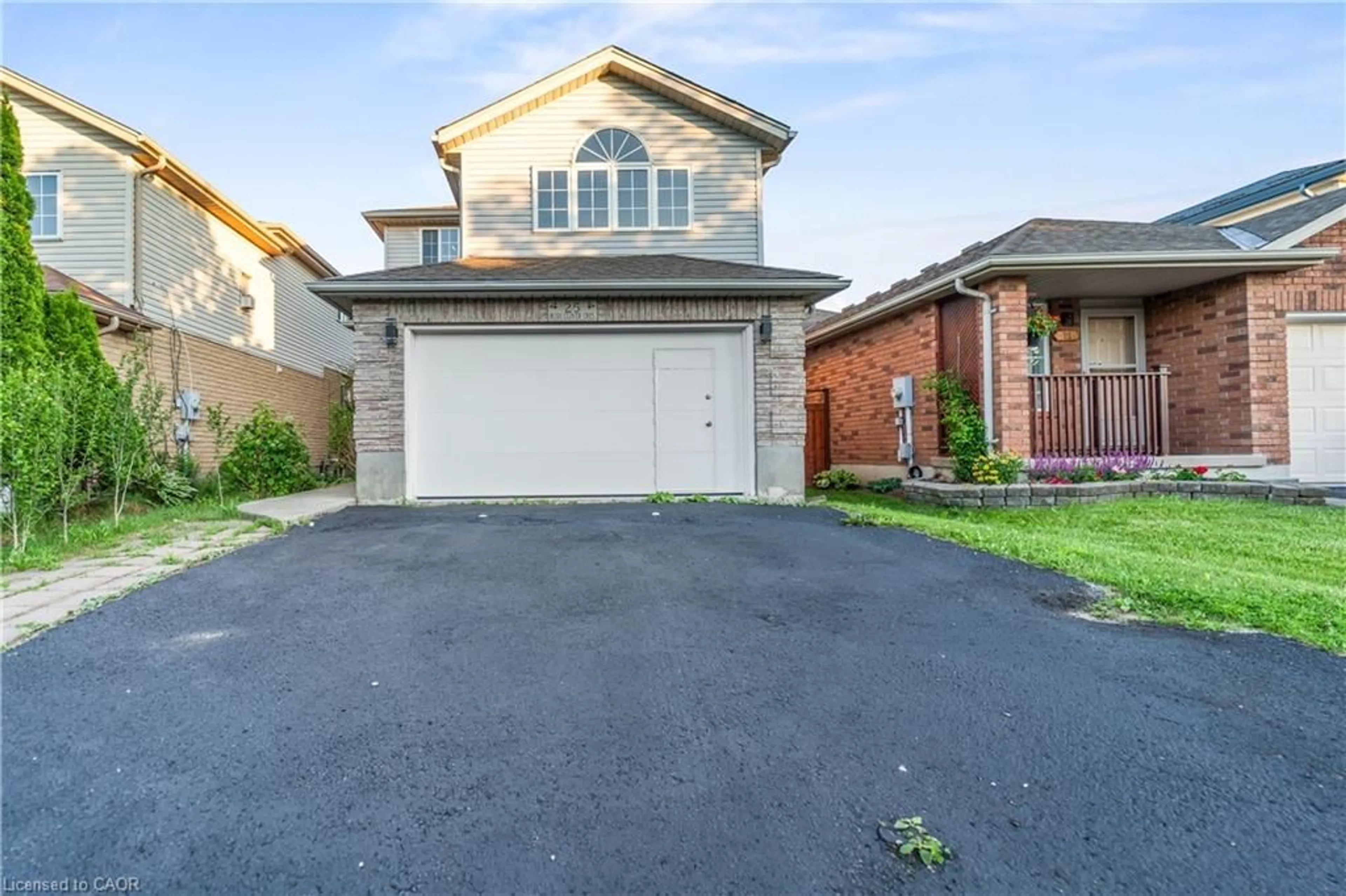 Unknown for 25 Bush Clover Cres, Kitchener Ontario N2E 3P9