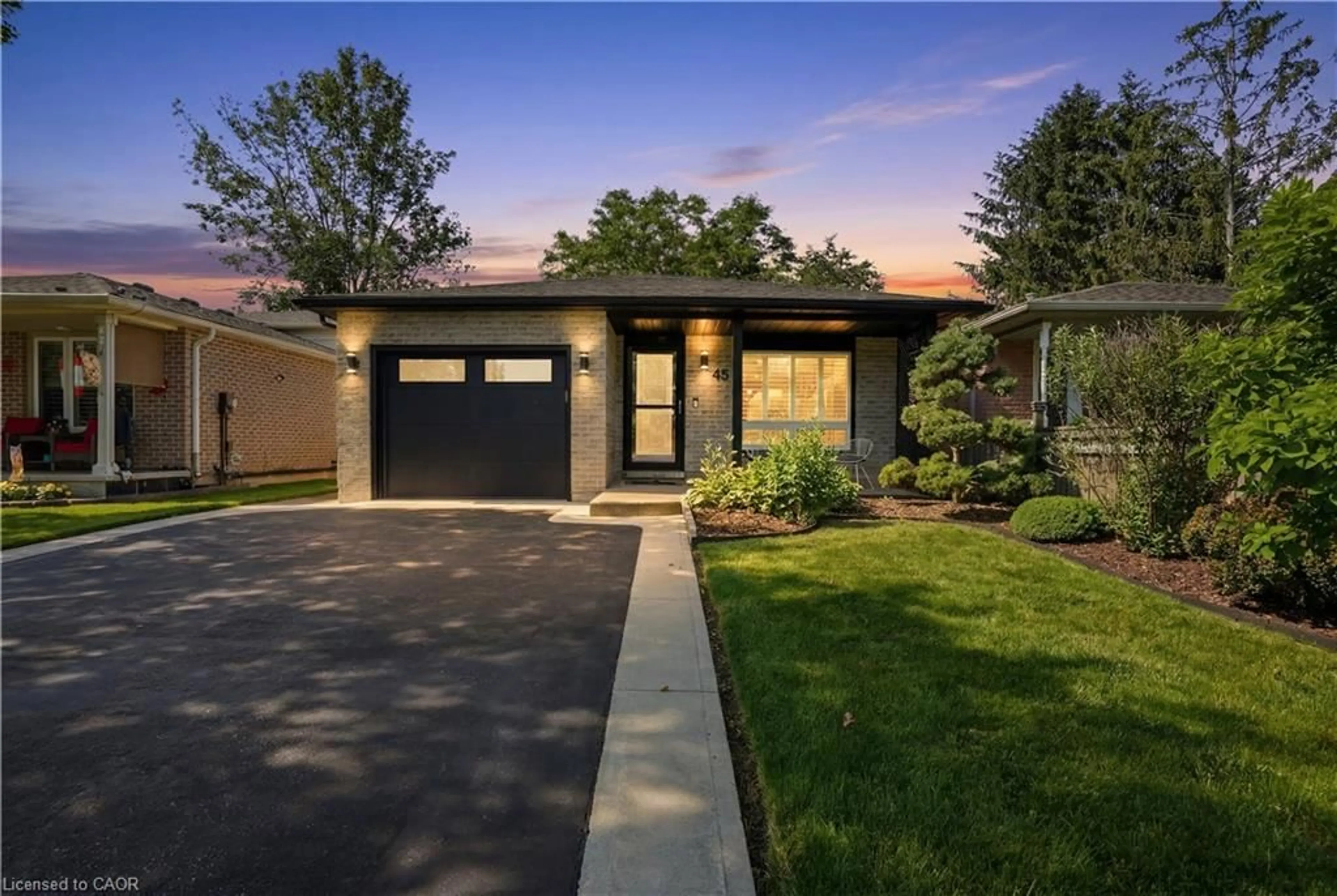 Home with brick exterior material, street for 45 Sandra Cres, Grimsby Ontario L3M 4Y9