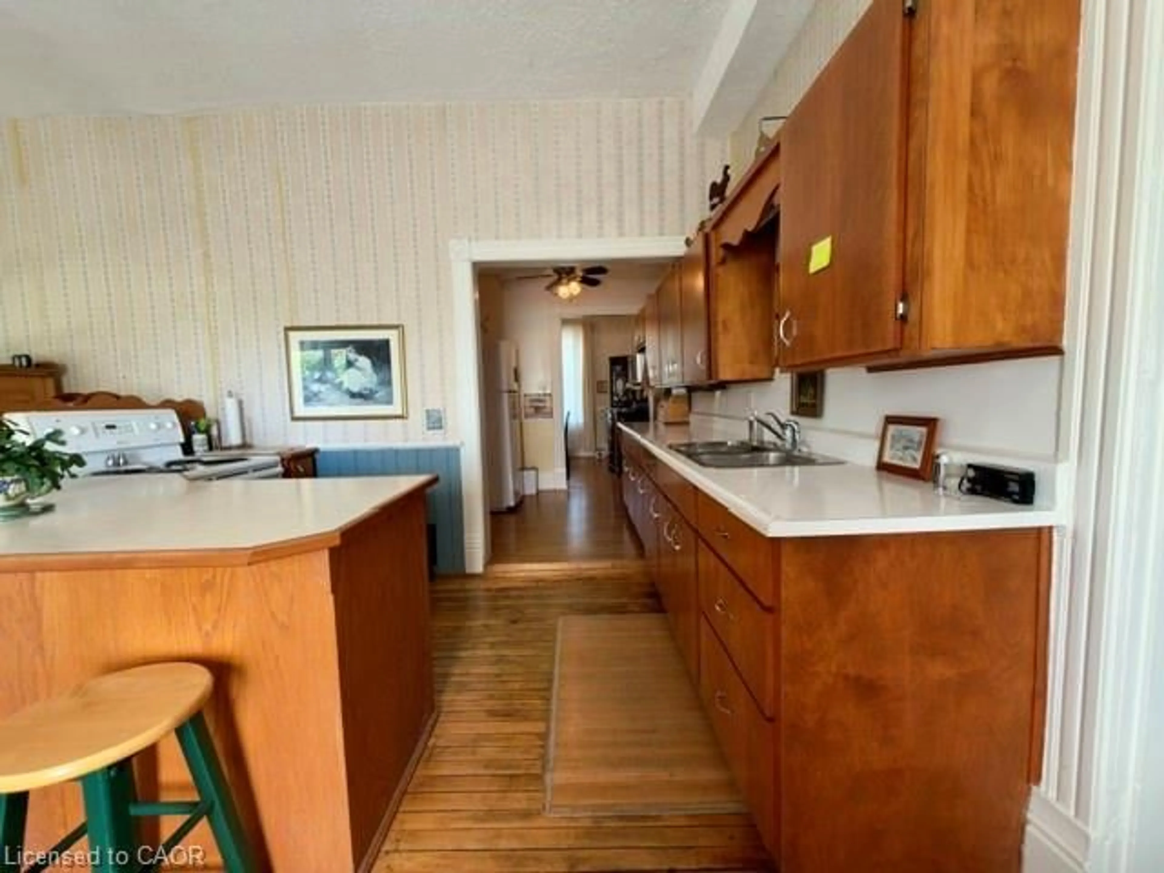 Standard kitchen, unknown for 525415 Grey Road 30, Markdale Ontario N0C 1H0