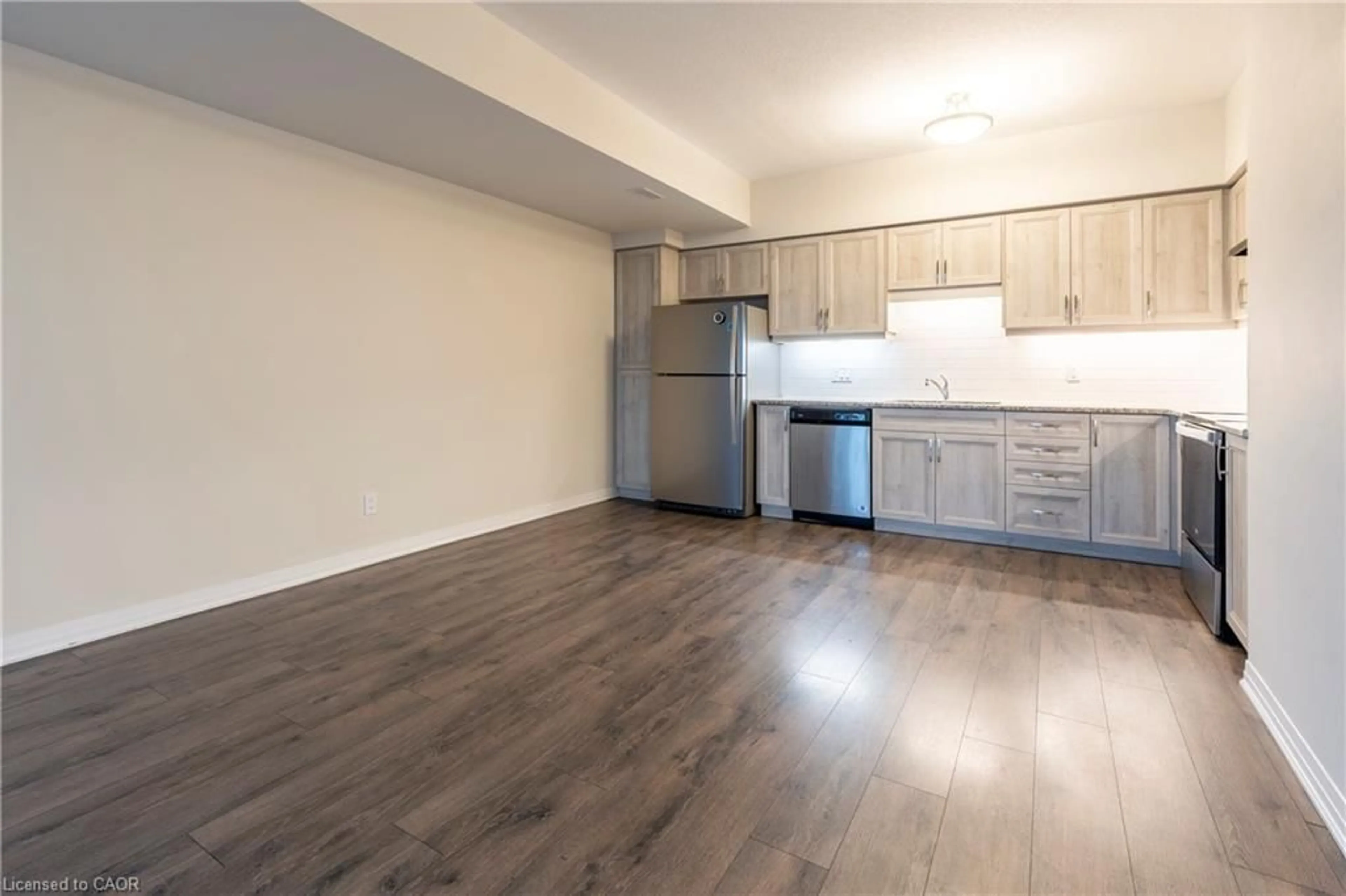A pic of a room for 48 Progress Cres, Kitchener Ontario N2R 0R7