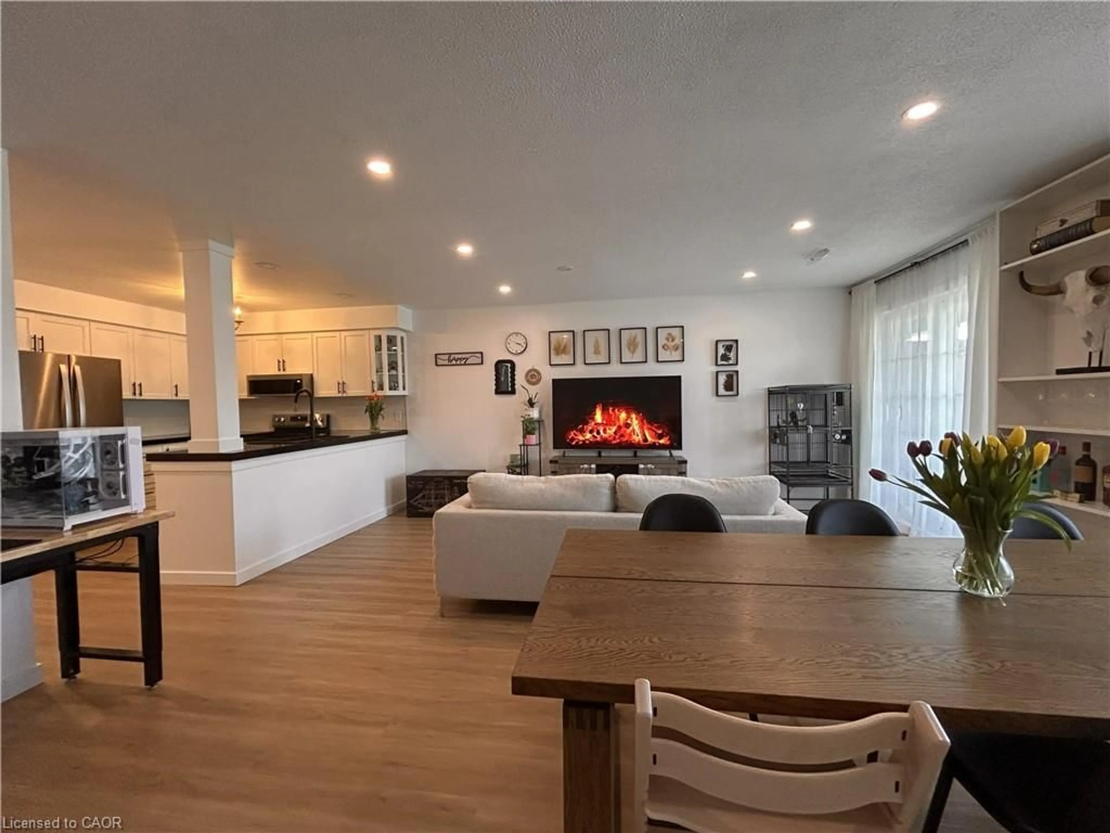 Open concept kitchen, wood/laminate floor for 2737 King St #72, Hamilton Ontario L8G 5H1