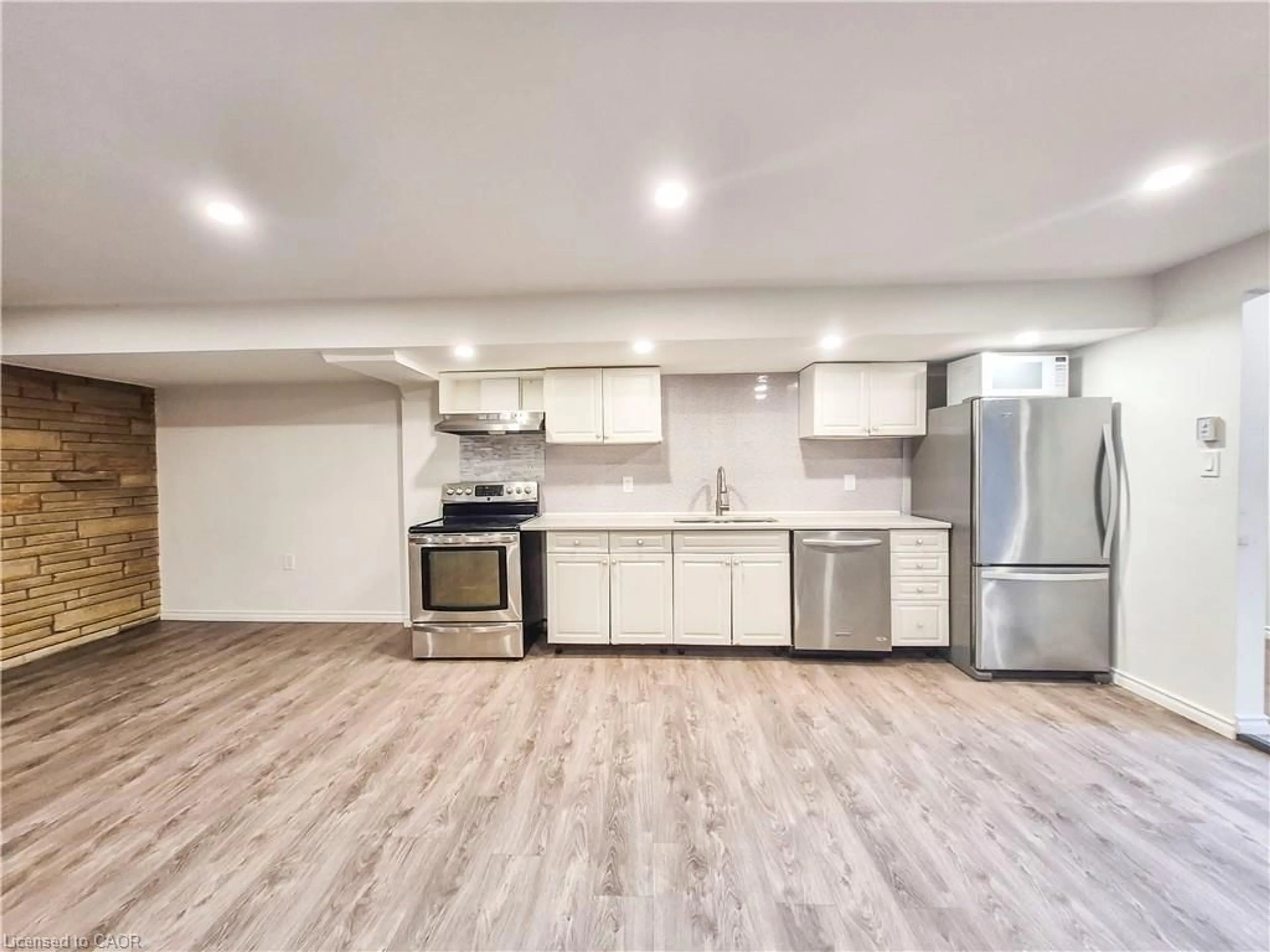 Open concept kitchen, unknown for 11 Duncairn Ave, Kitchener Ontario N2M 4S5