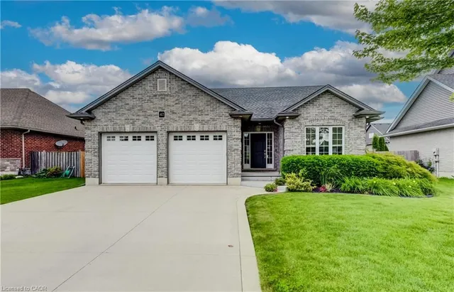 47 Graydon Dr, Mount Elgin 2