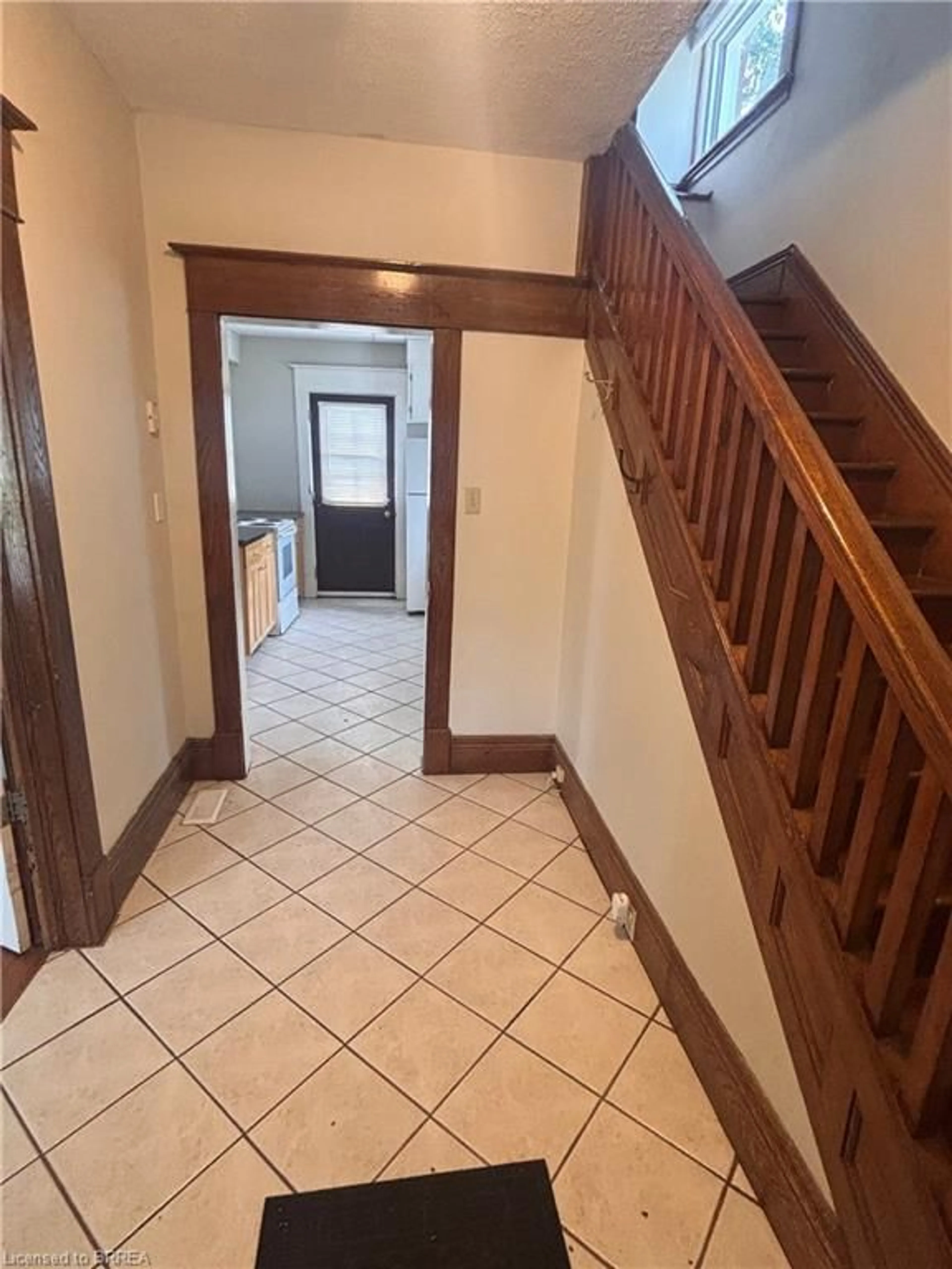 Unknown for 47 Grey St, Brantford Ontario N3T 2T1