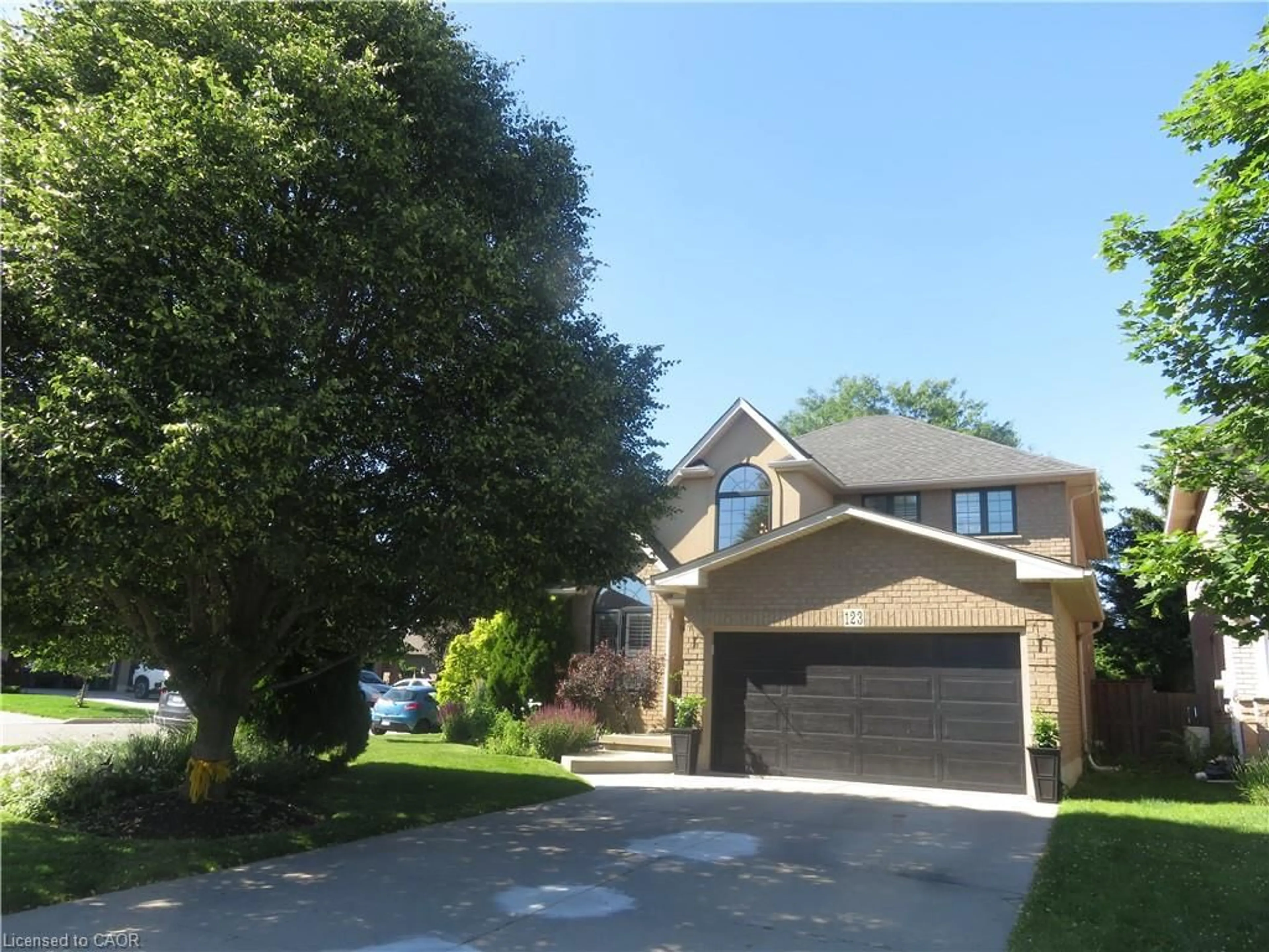 Unknown for 123 Lynnette Dr, Hamilton Ontario L9B 2P7