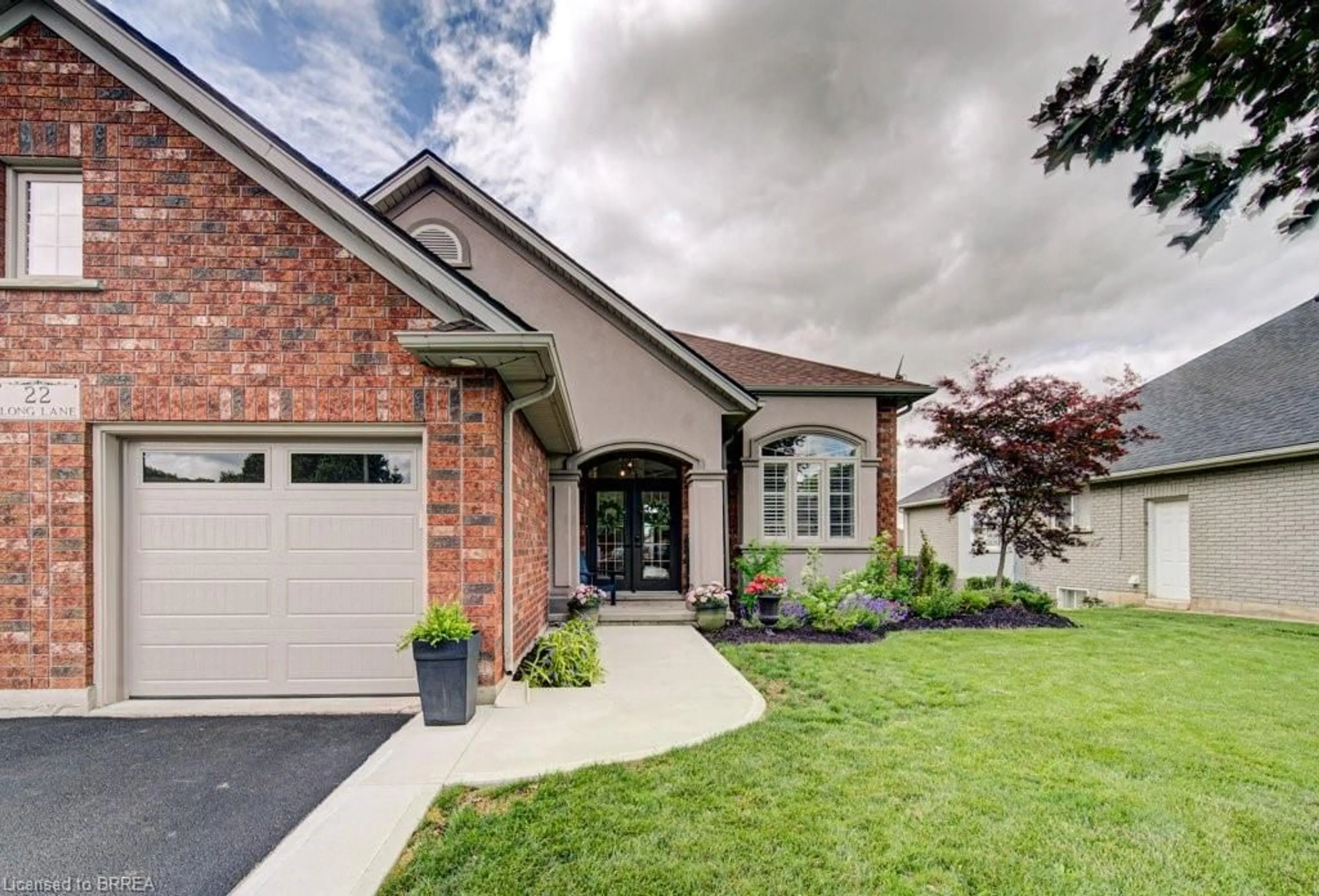 Home with brick exterior material, street for 22 Long Lane, Paris Ontario N3L 4E9