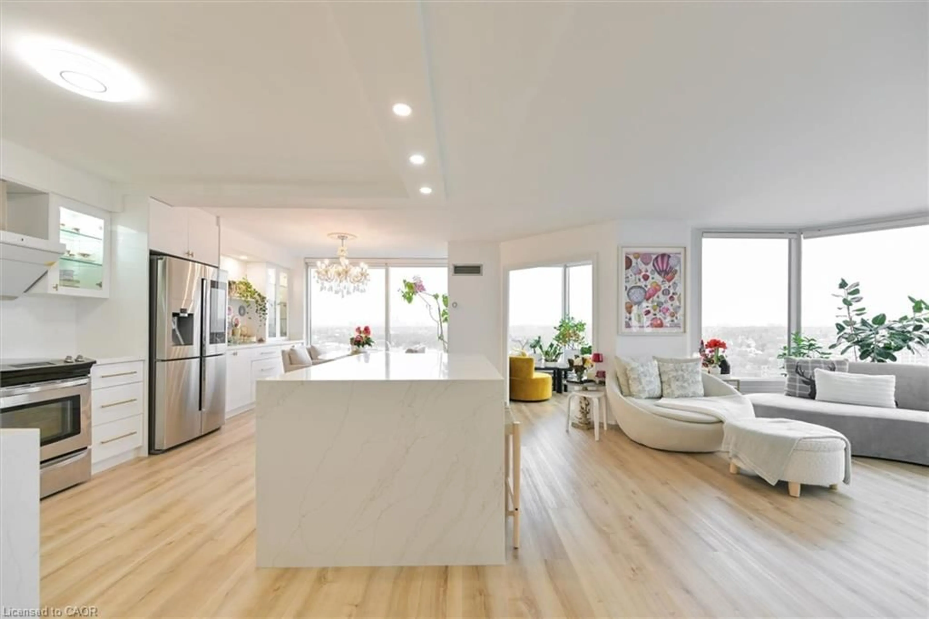 Open concept kitchen, unknown for 1 Palace Pier Crt #2210, Etobicoke Ontario M8V 3W9