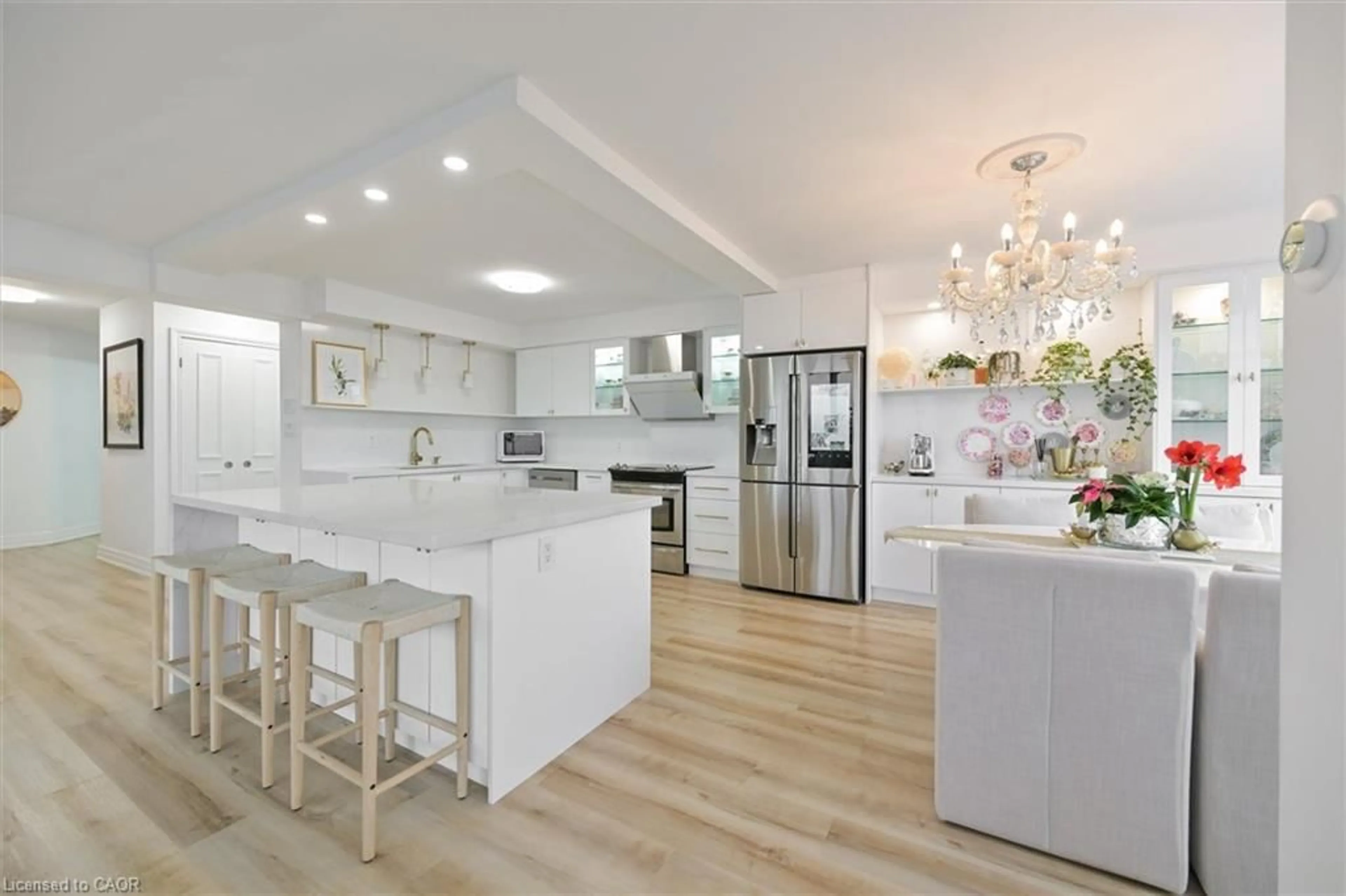 Open concept kitchen, unknown for 1 Palace Pier Crt #2210, Etobicoke Ontario M8V 3W9