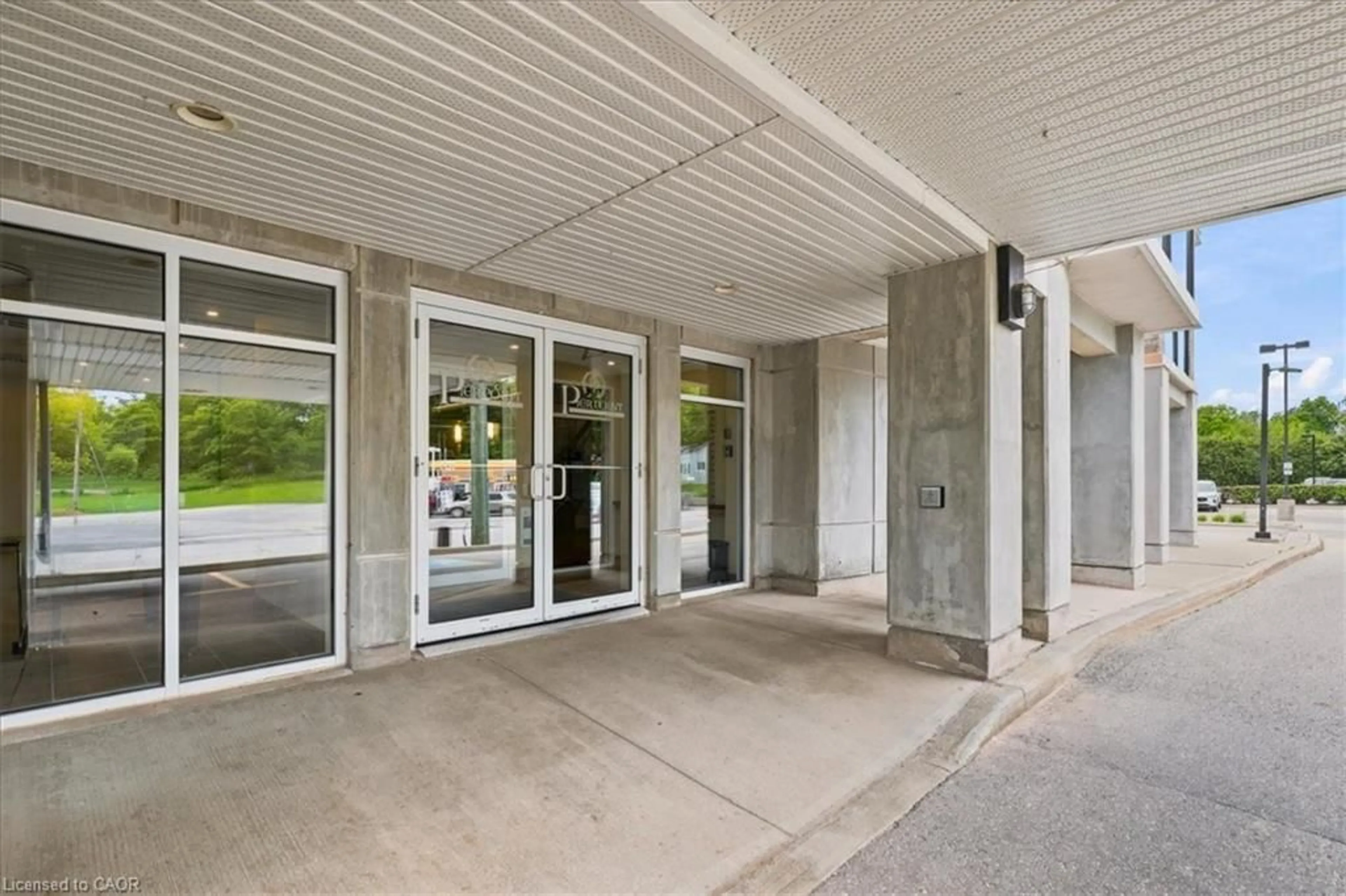 Indoor foyer for 245 Scotland St #207, Fergus Ontario N1M 0B5