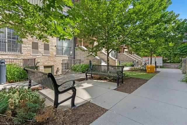 112 Union St #B103, Waterloo 5