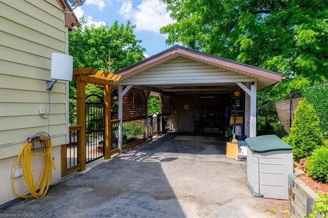 554 Bank St, Simcoe 5