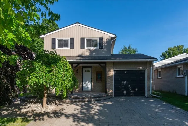 162 Parkside Dr, Fergus 4