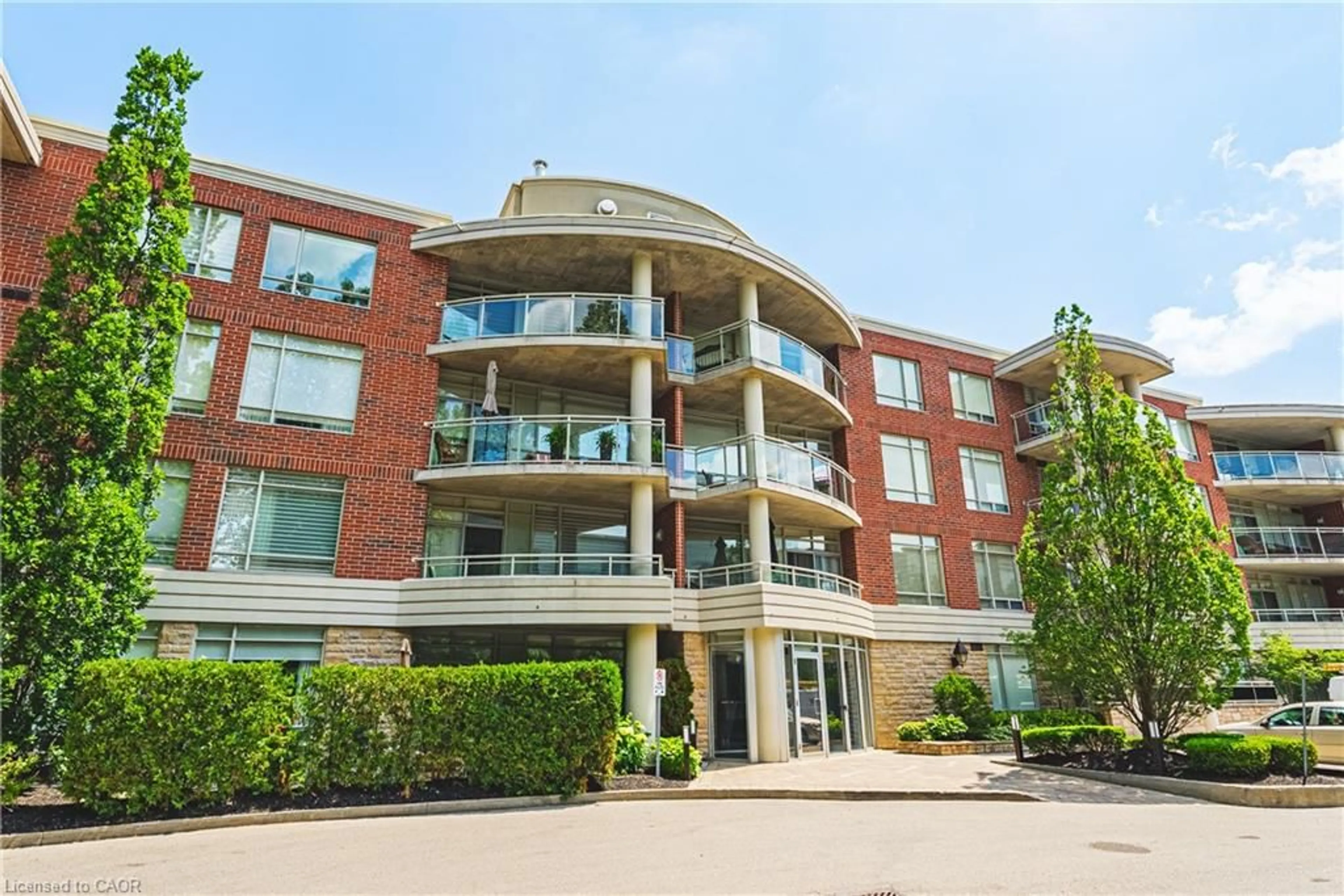 Unknown for 125 Wilson St #312, Ancaster Ontario L9G 0B3
