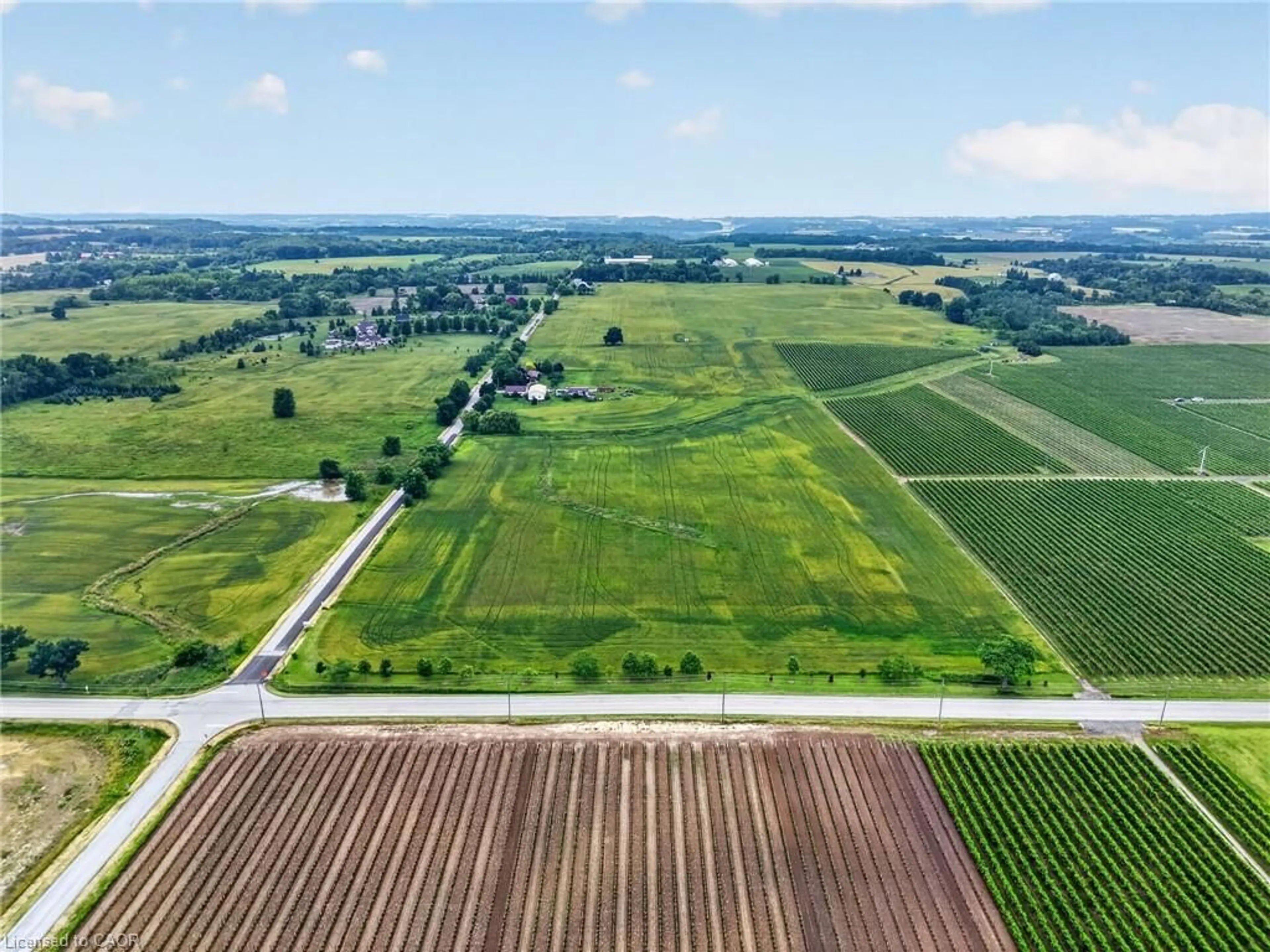 A pic from outside/outdoor area/front of a property/back of a property/a pic from drone, unknown for PT LT 20 Twenty First St, Jordan Ontario L0R 1S0