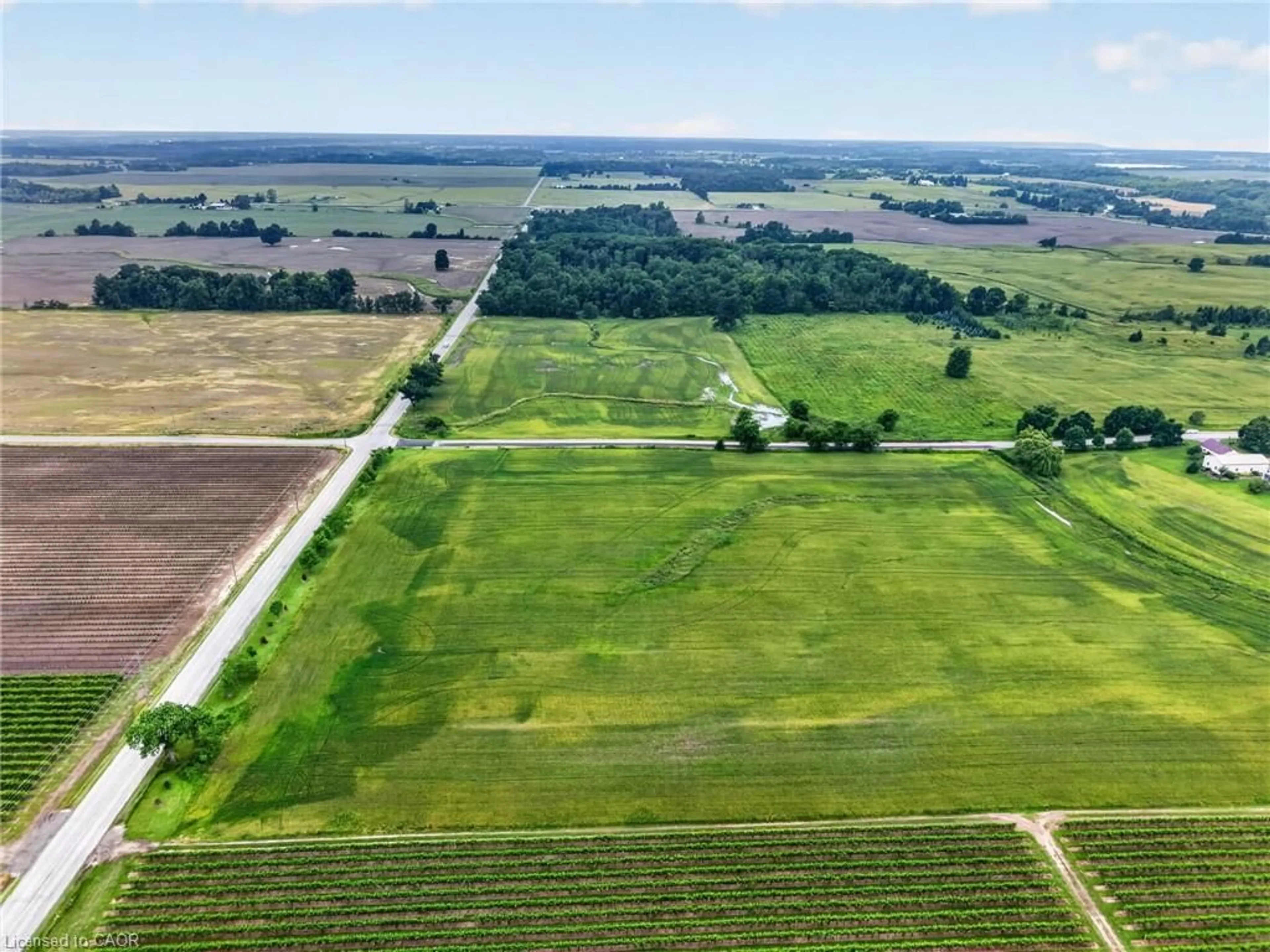 A pic from outside/outdoor area/front of a property/back of a property/a pic from drone, unknown for PT LT 20 Twenty First St, Jordan Ontario L0R 1S0