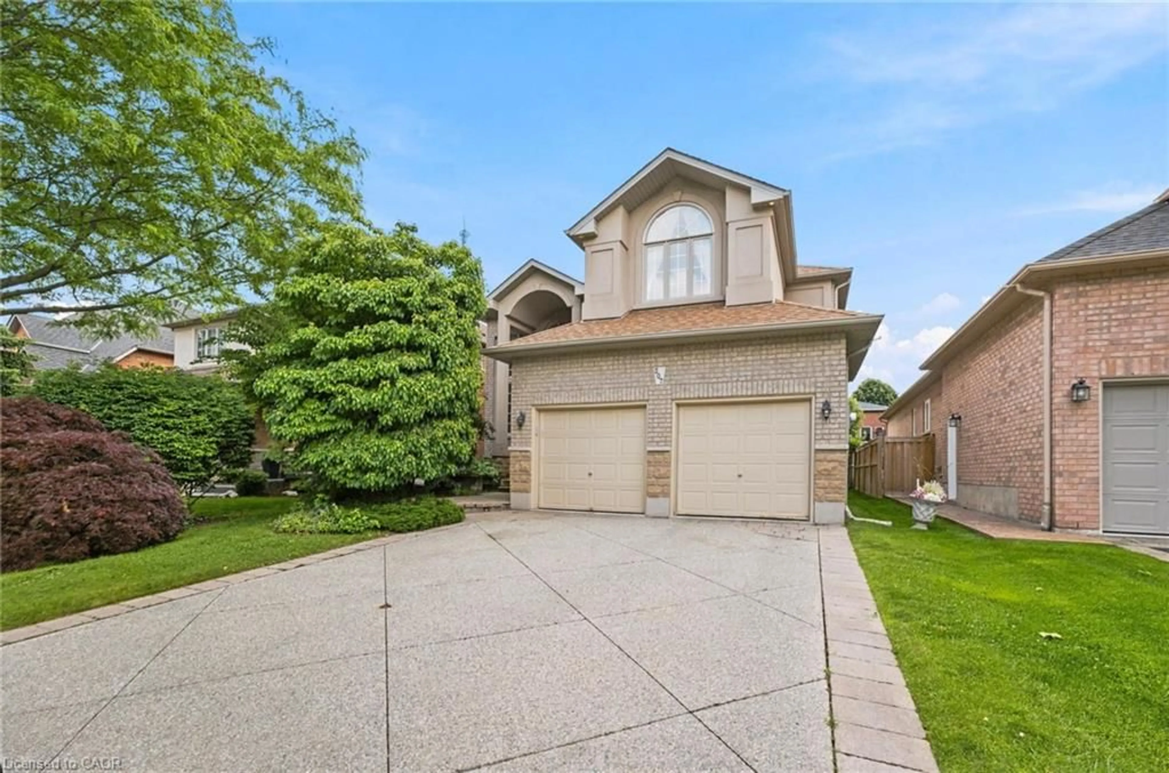 Unknown for 207 Valridge Dr, Ancaster Ontario L9G 4Y4