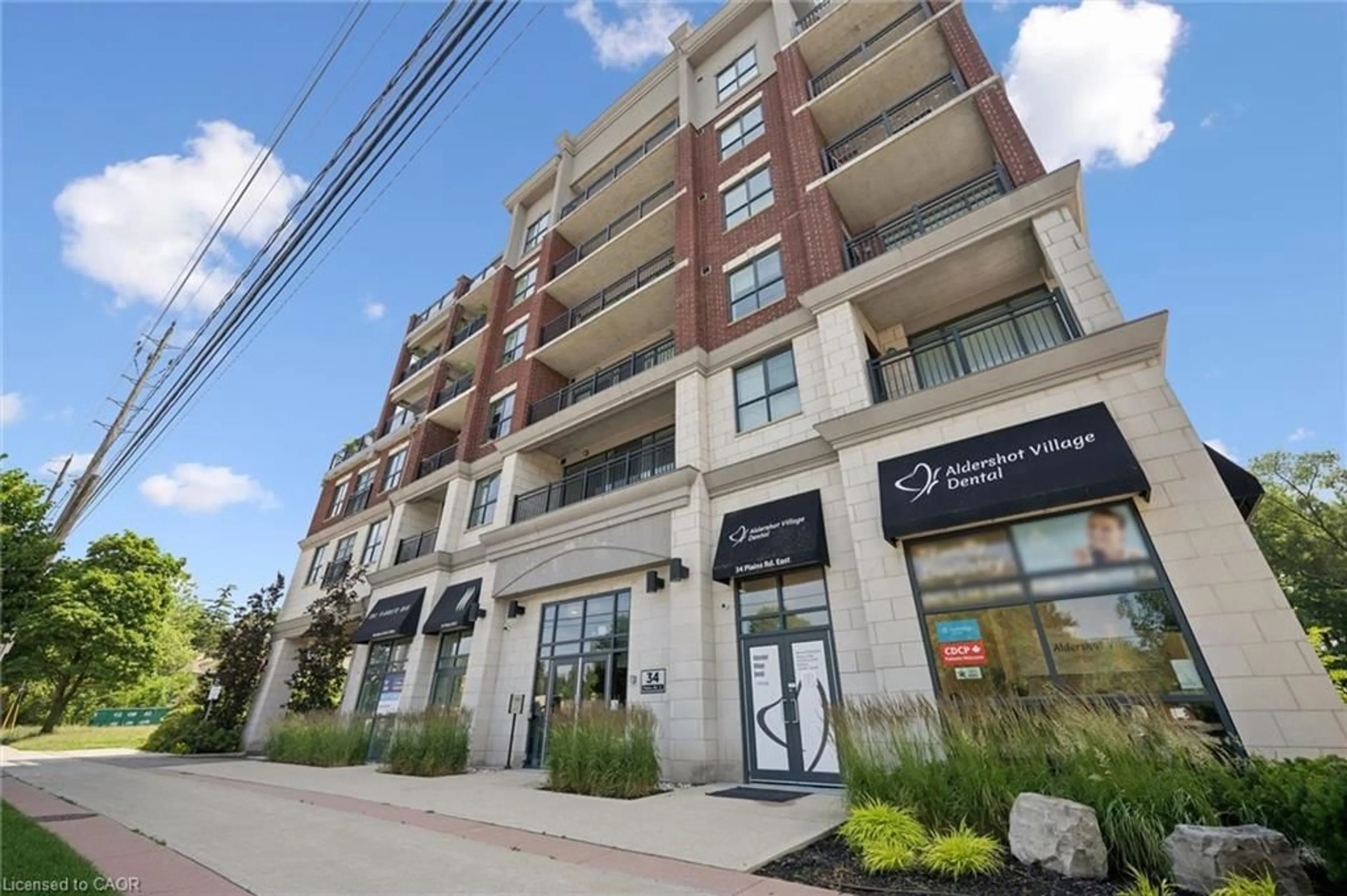 Patio, street for 34 Plains Rd #208, Burlington Ontario L7T 0B9